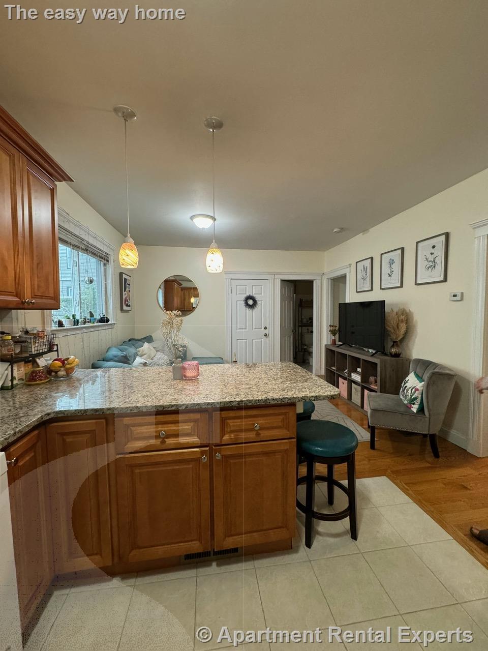 29-31 Belknap St, Teele Square