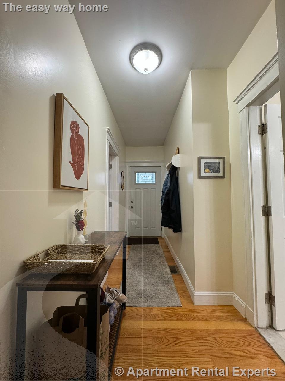 29-31 Belknap St, Teele Square