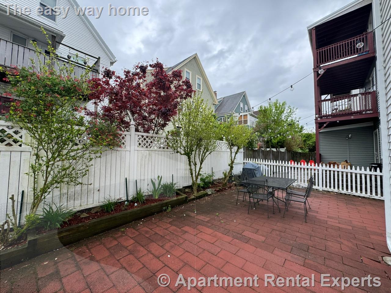 29-31 Belknap St, Teele Square