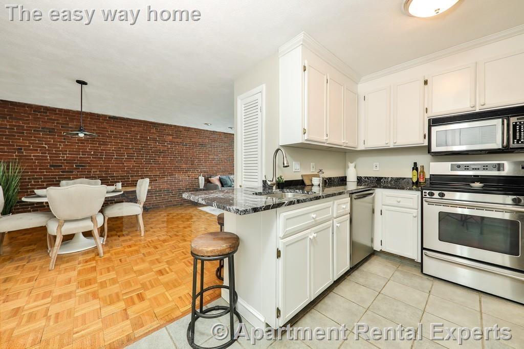 426 Hanover St, North End