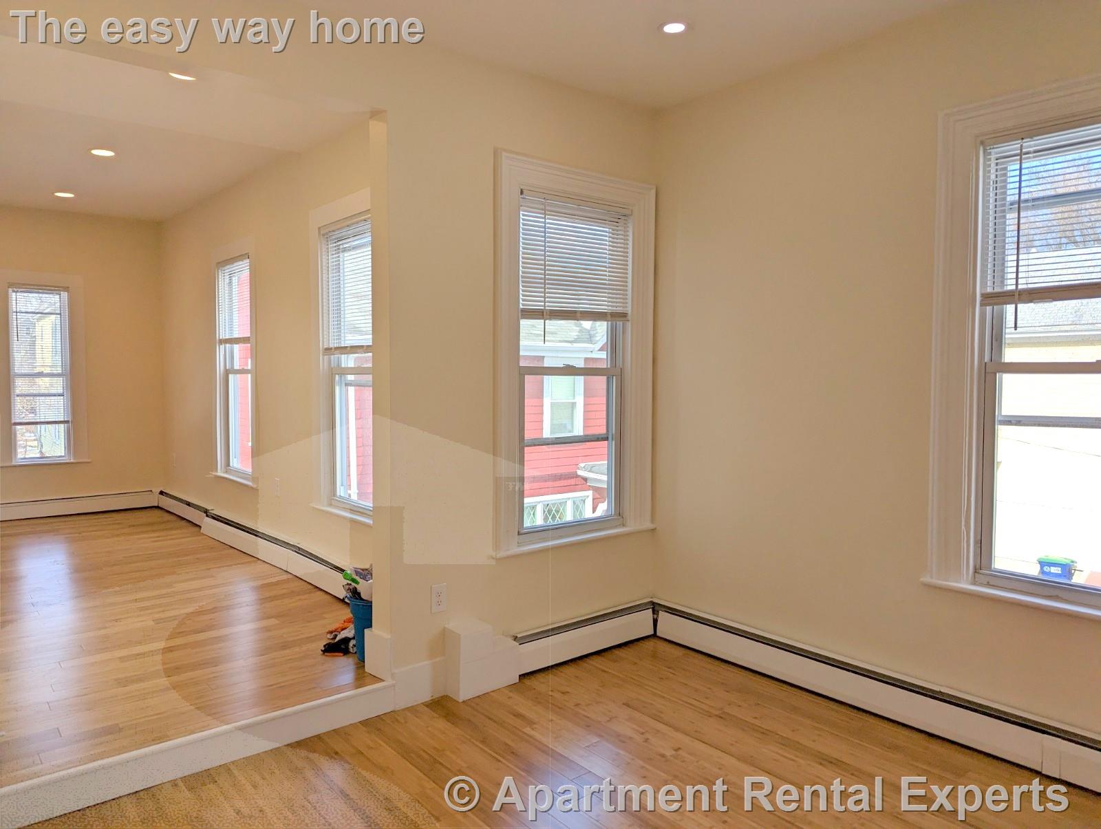 19 Cameron Ave, Davis Square