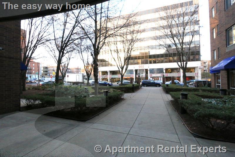 950 Massachusetts Ave, Central Square