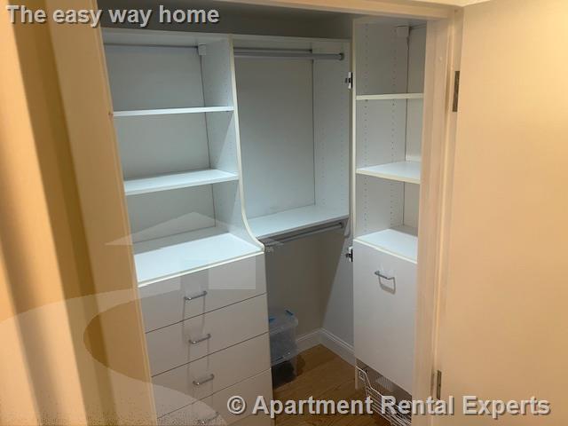 950 Massachusetts Ave, Central Square