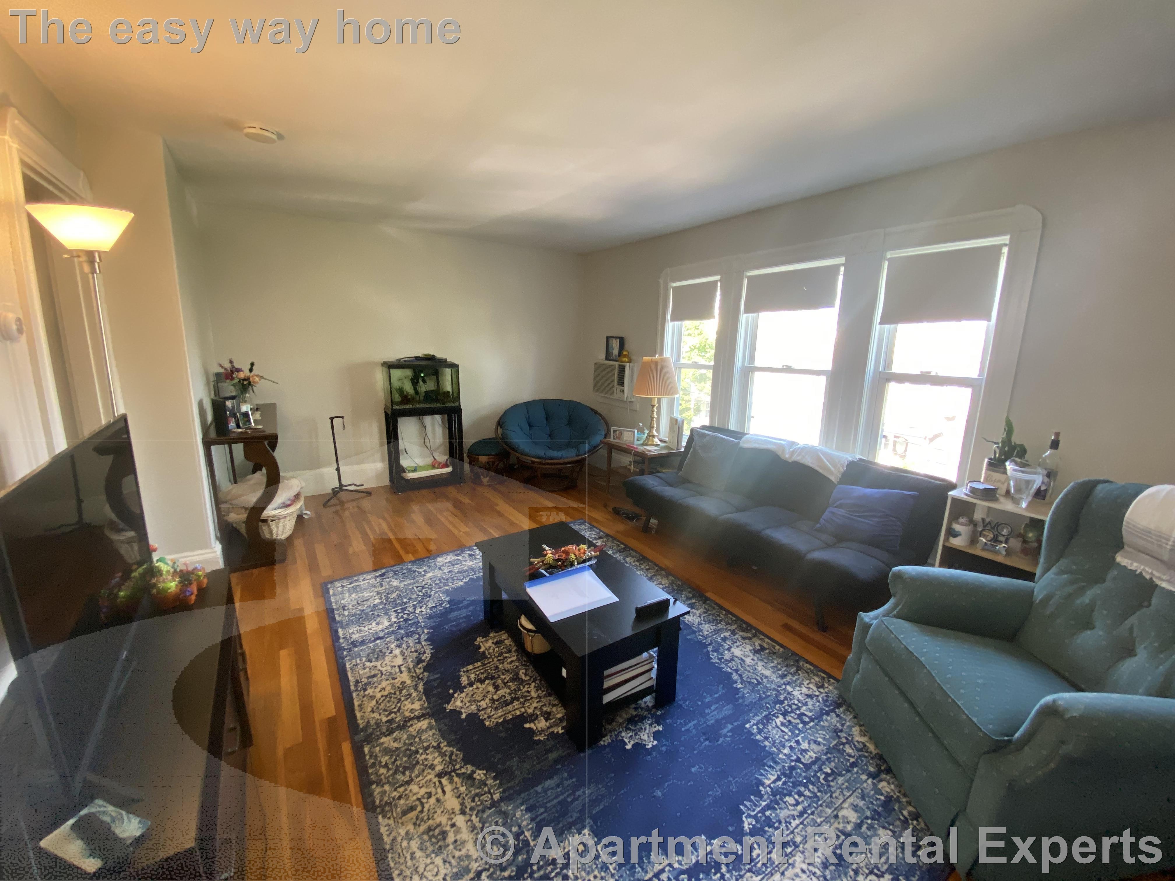 114 Highland Rd, Davis Square