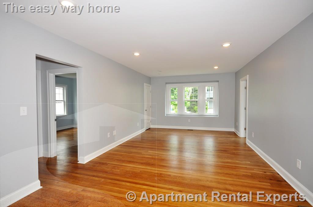 48 Maynard St, Arlington Center