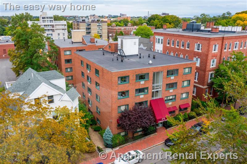 375 Harvard St, Harvard Square