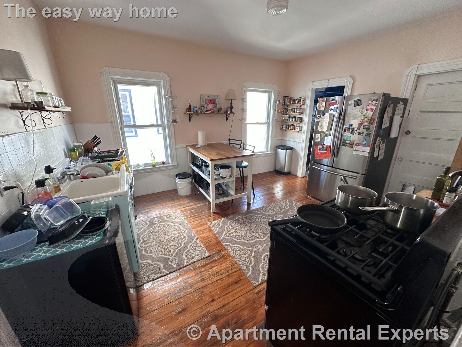 37-39 Josephine Ave, Davis Square