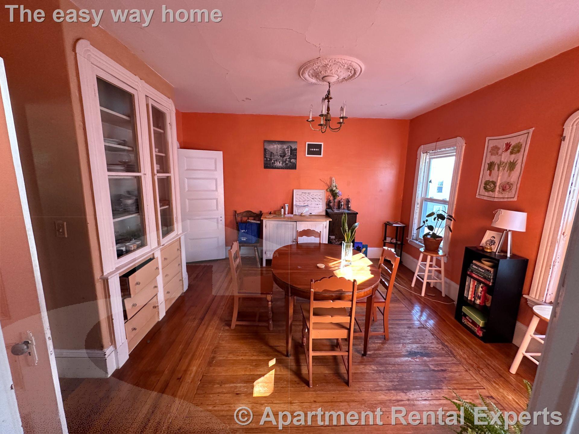 37-39 Josephine Ave, Davis Square