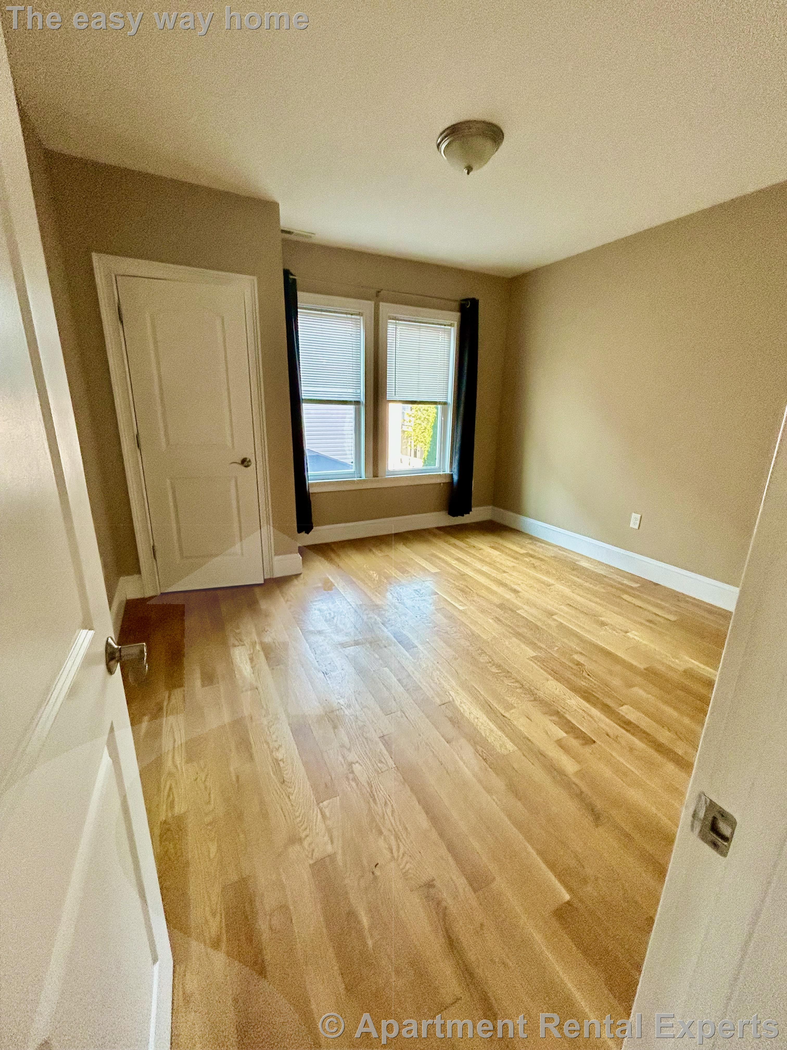 57 Greenleaf Ave, Tufts