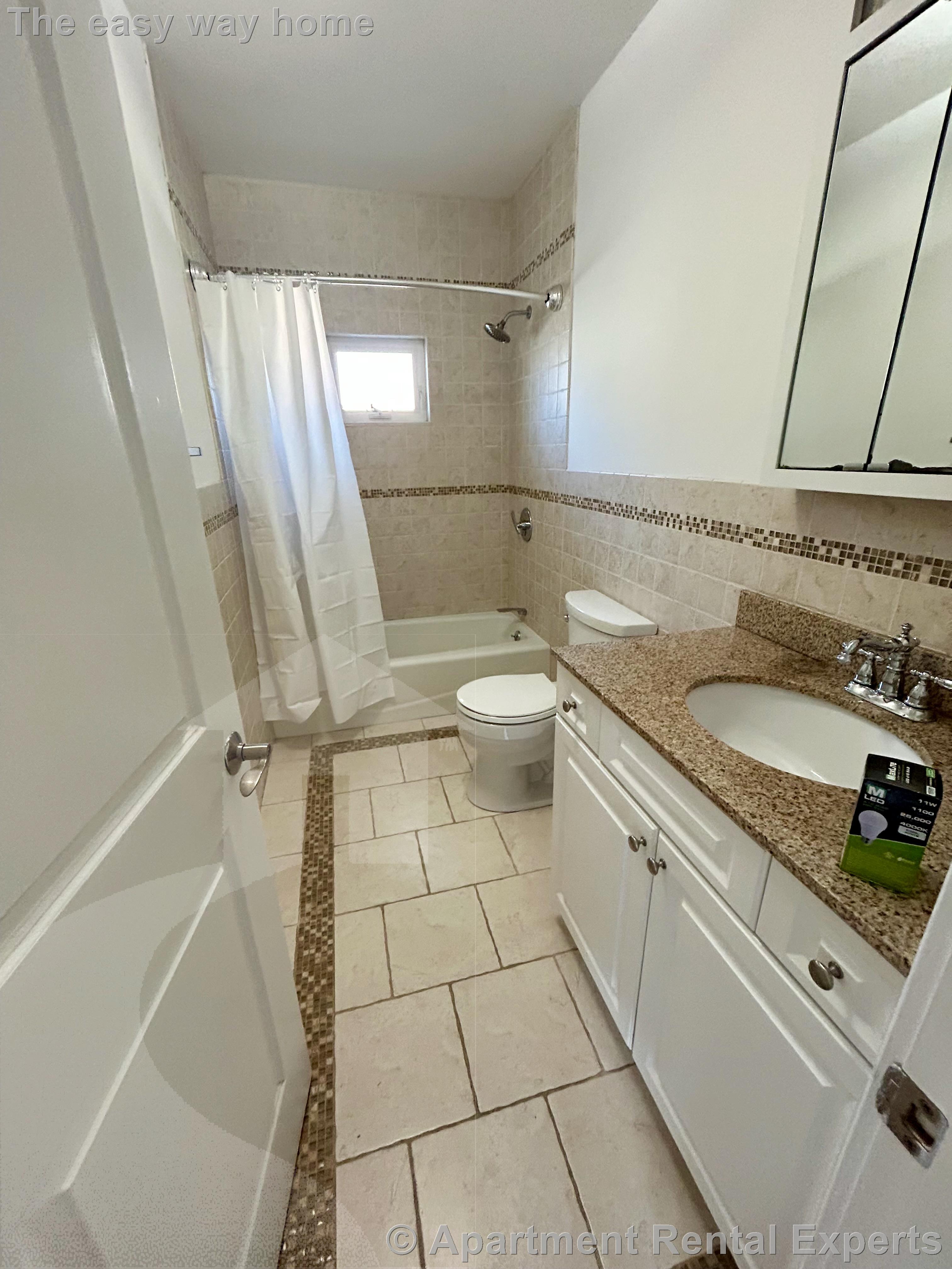 57 Greenleaf Ave, Tufts