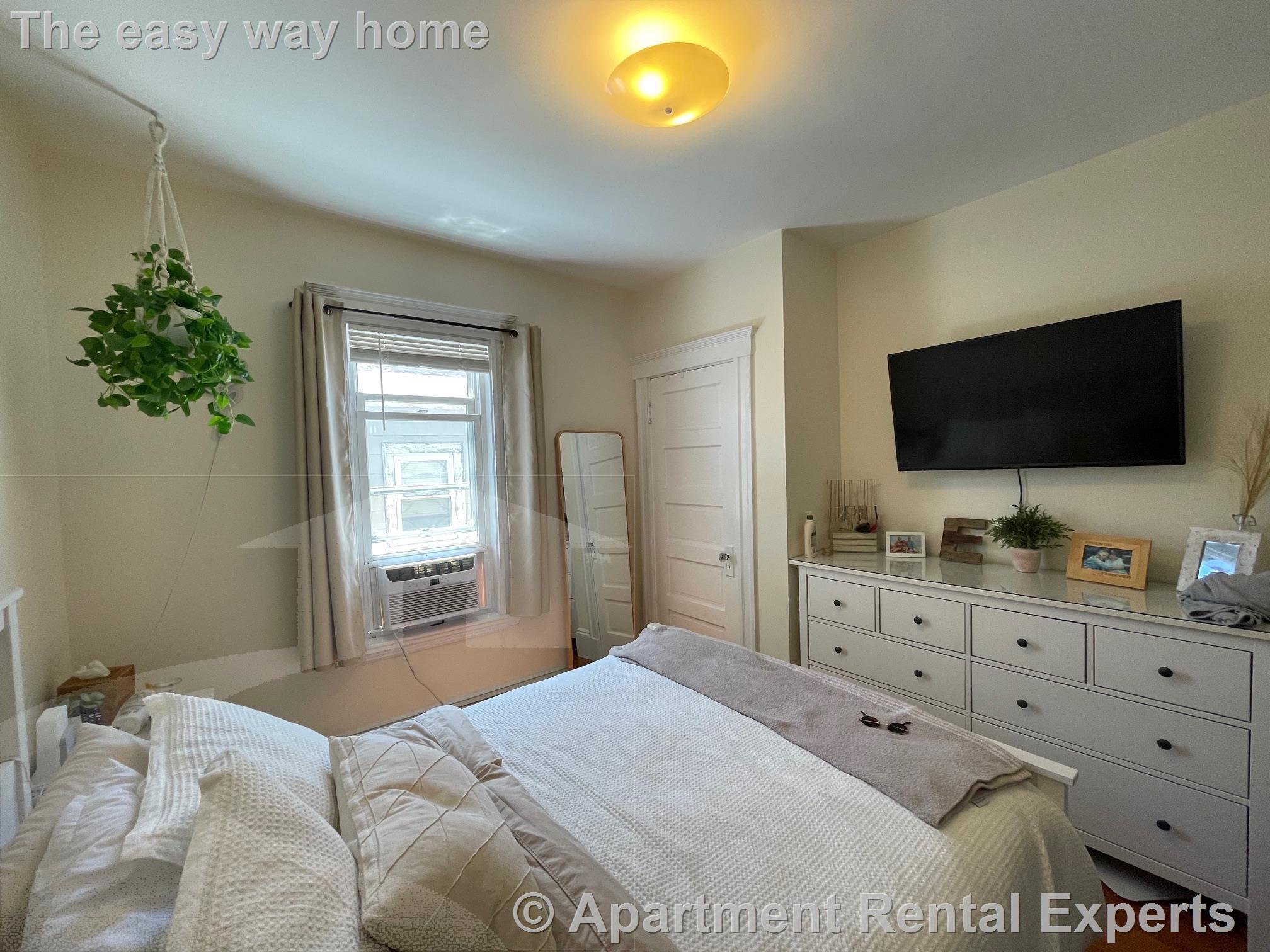 15 Belmont Sq, Porter Square