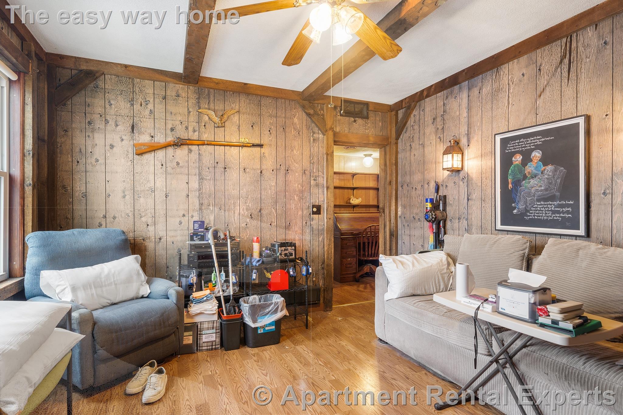 9 Stearns Ave, Tufts