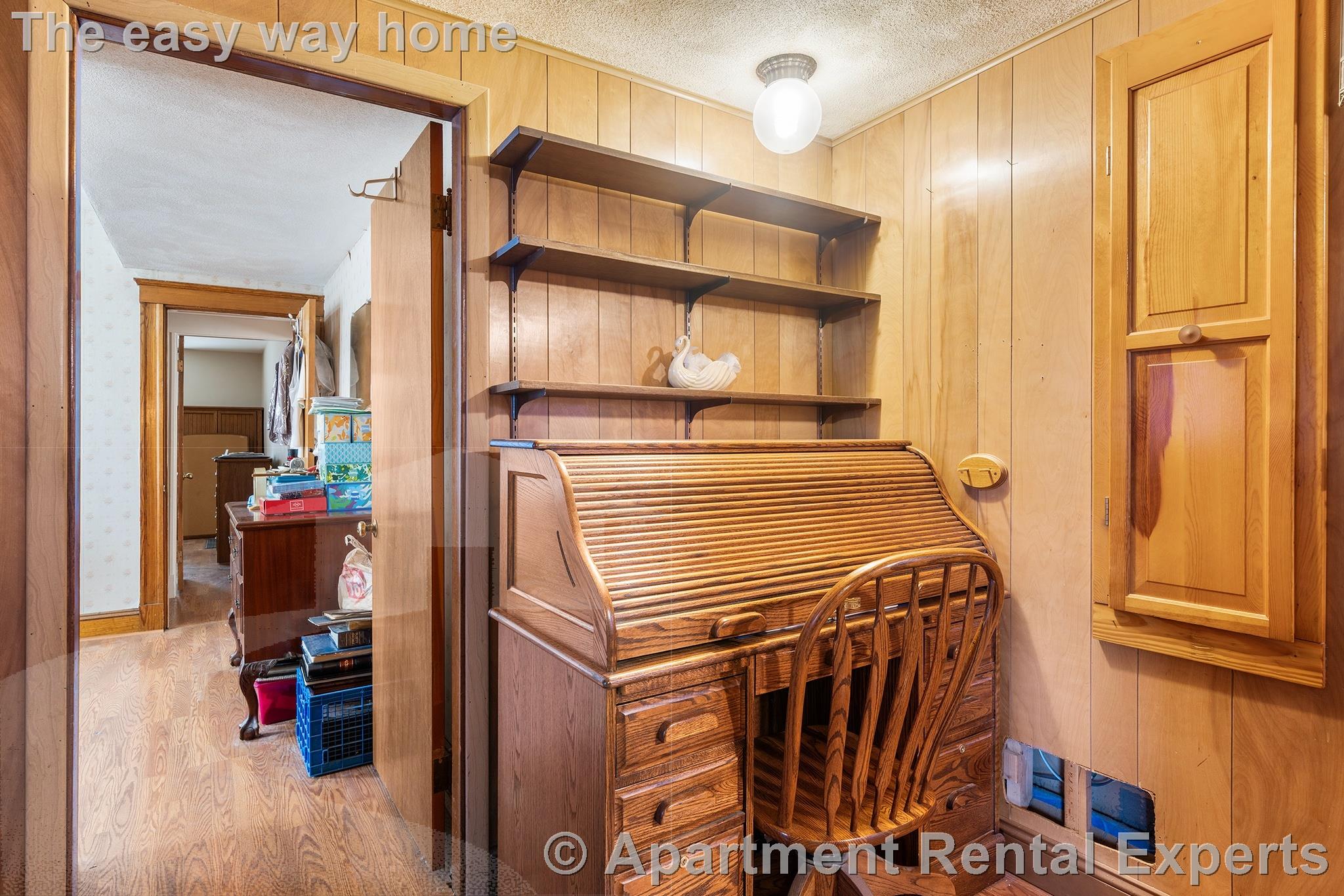 9 Stearns Ave, Tufts