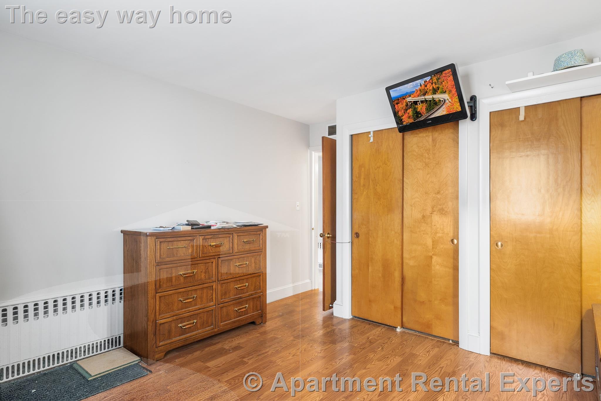 9 Stearns Ave, Tufts