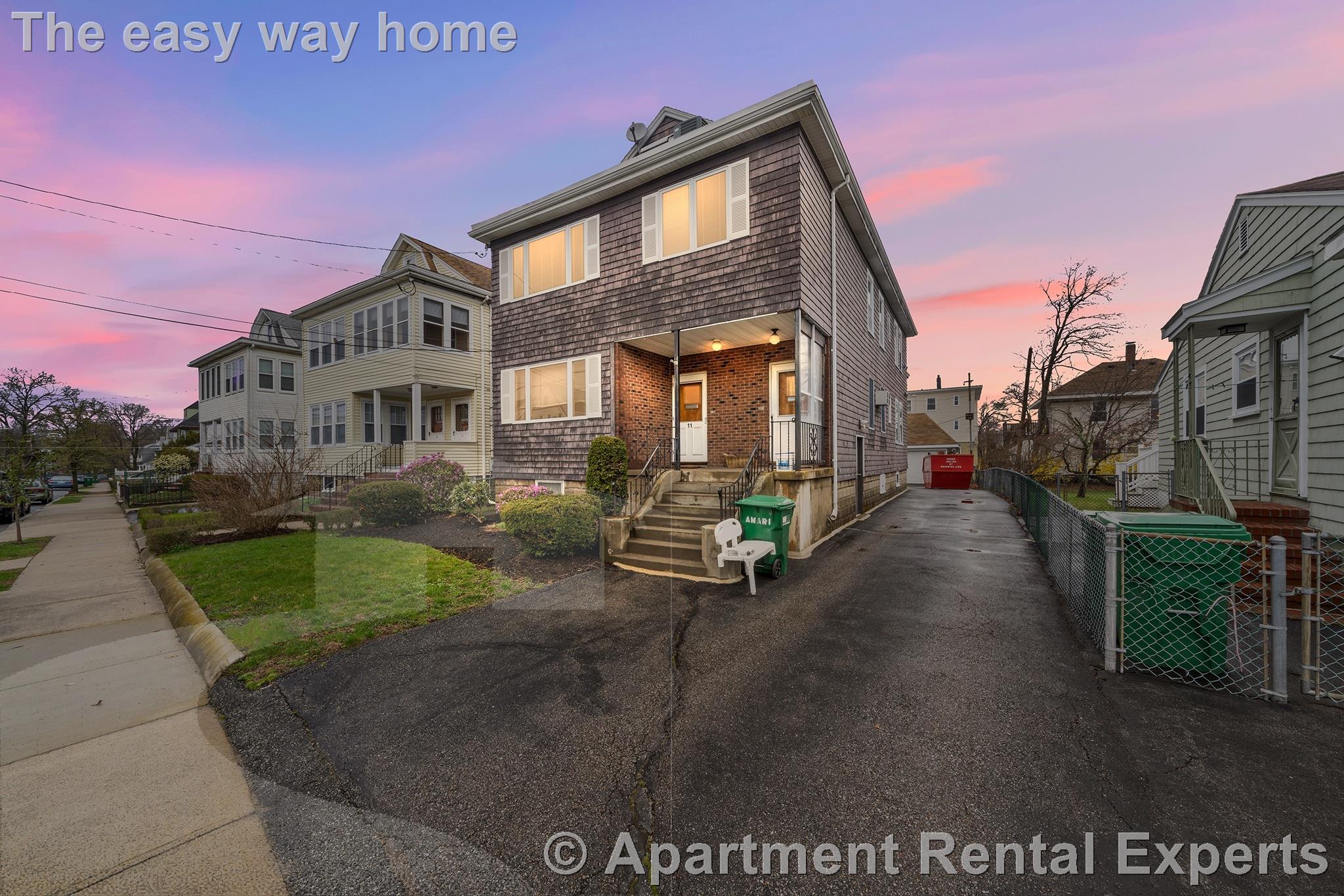 9 Stearns Ave, Tufts