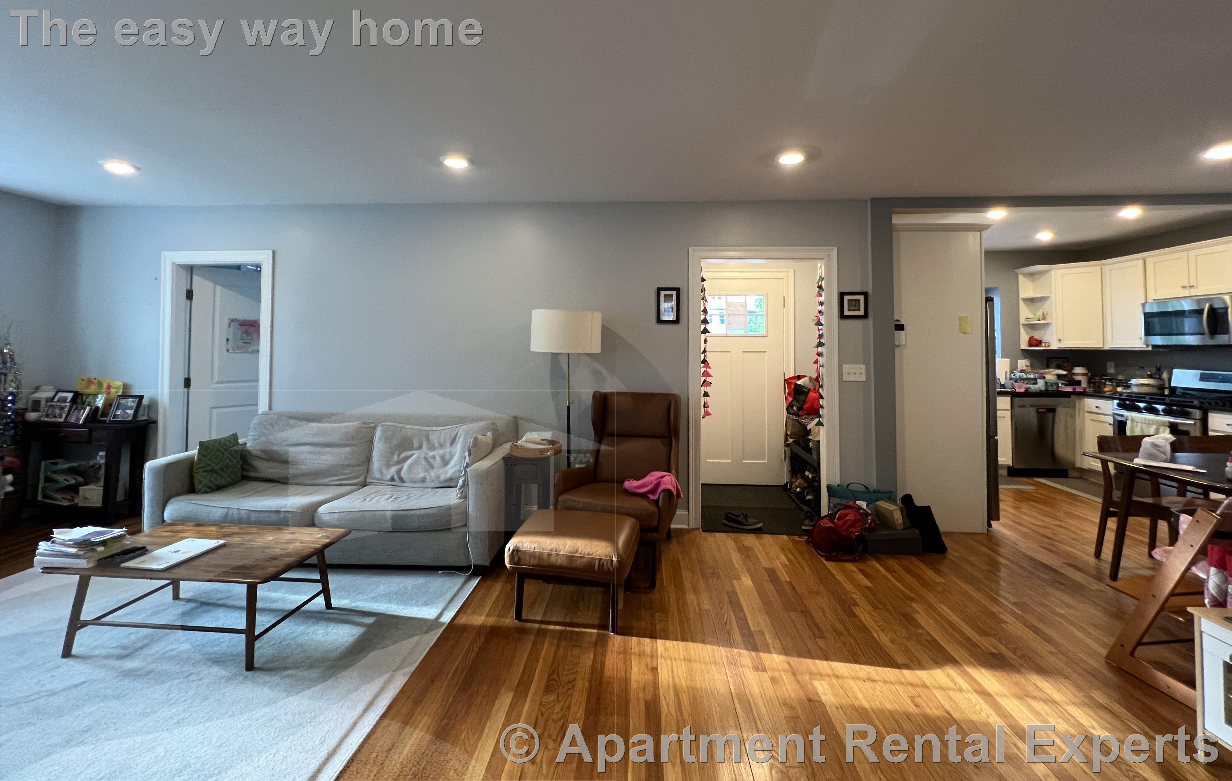 48 Maynard St, Arlington Center