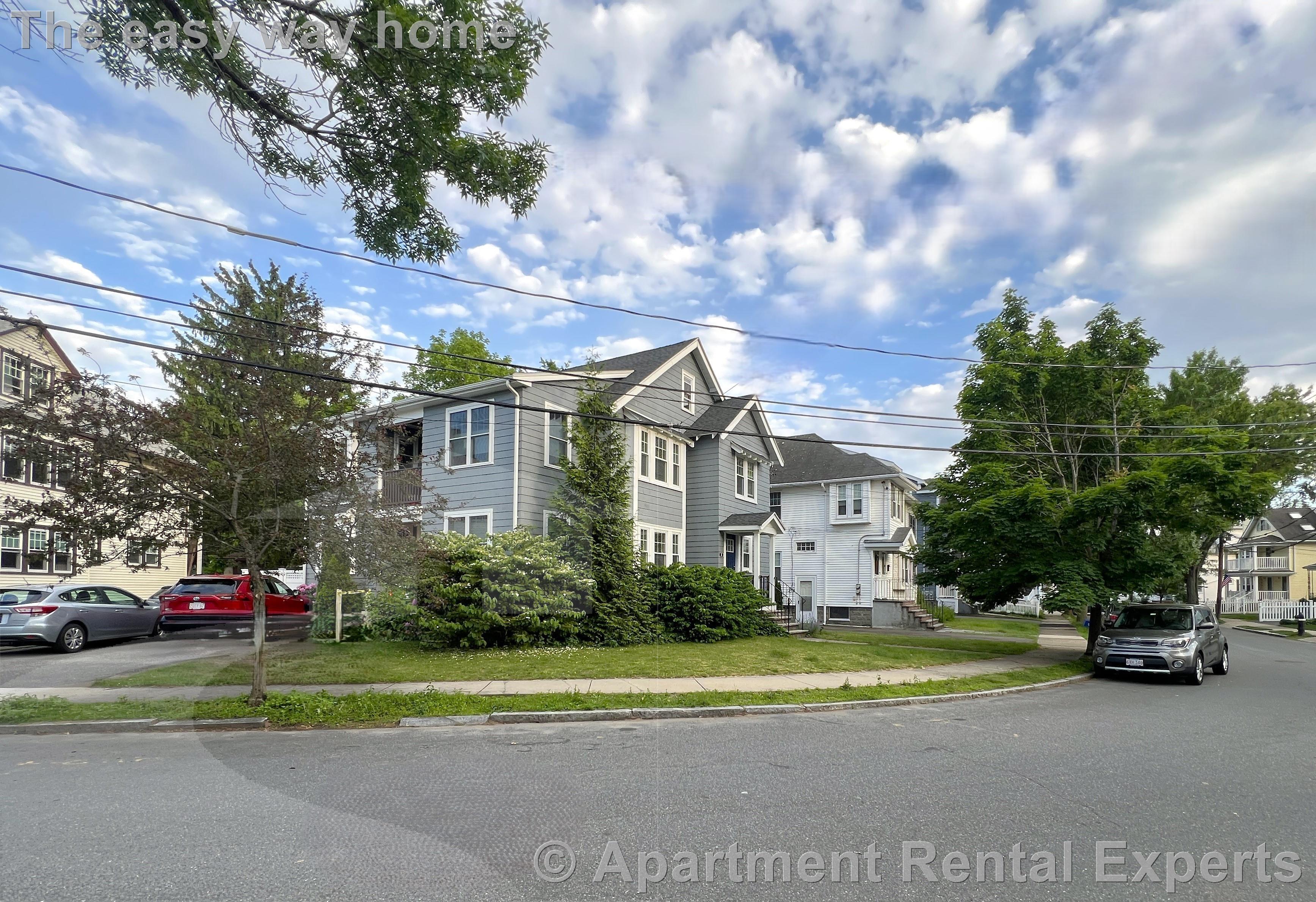 48 Maynard St, Arlington Center