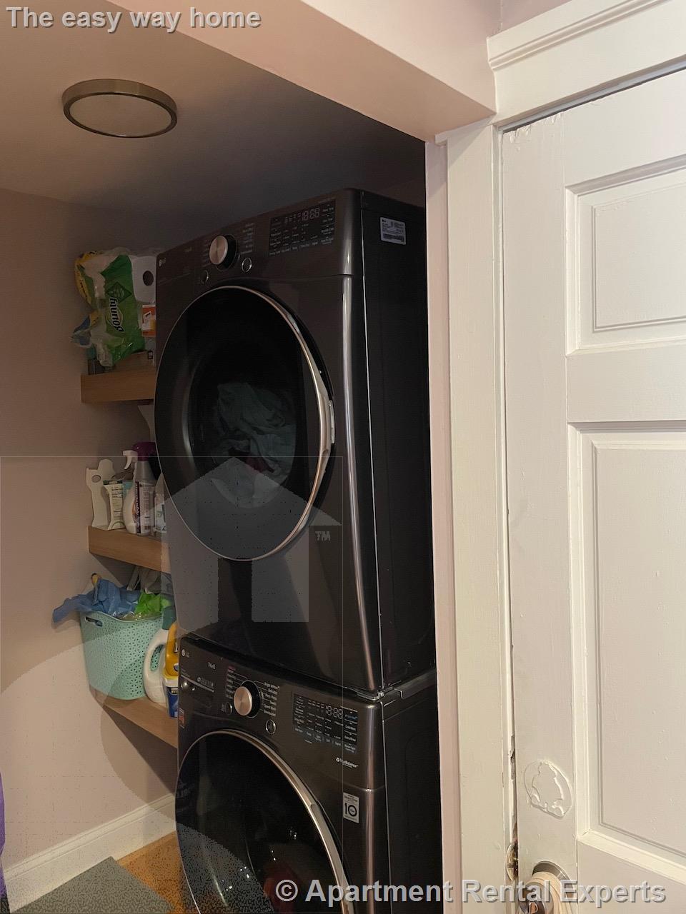 33 High St, Malden Center