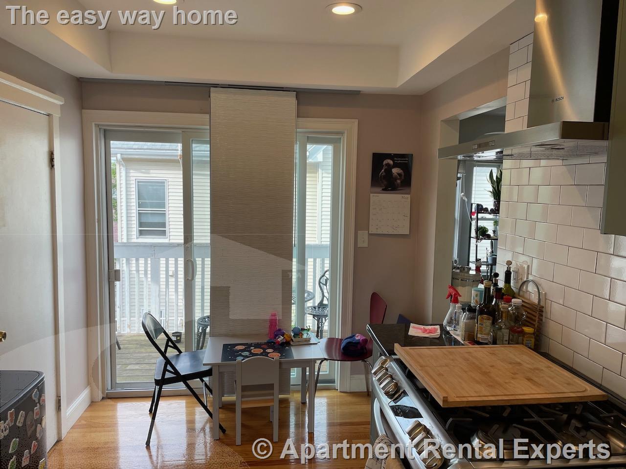 33 High St, Malden Center