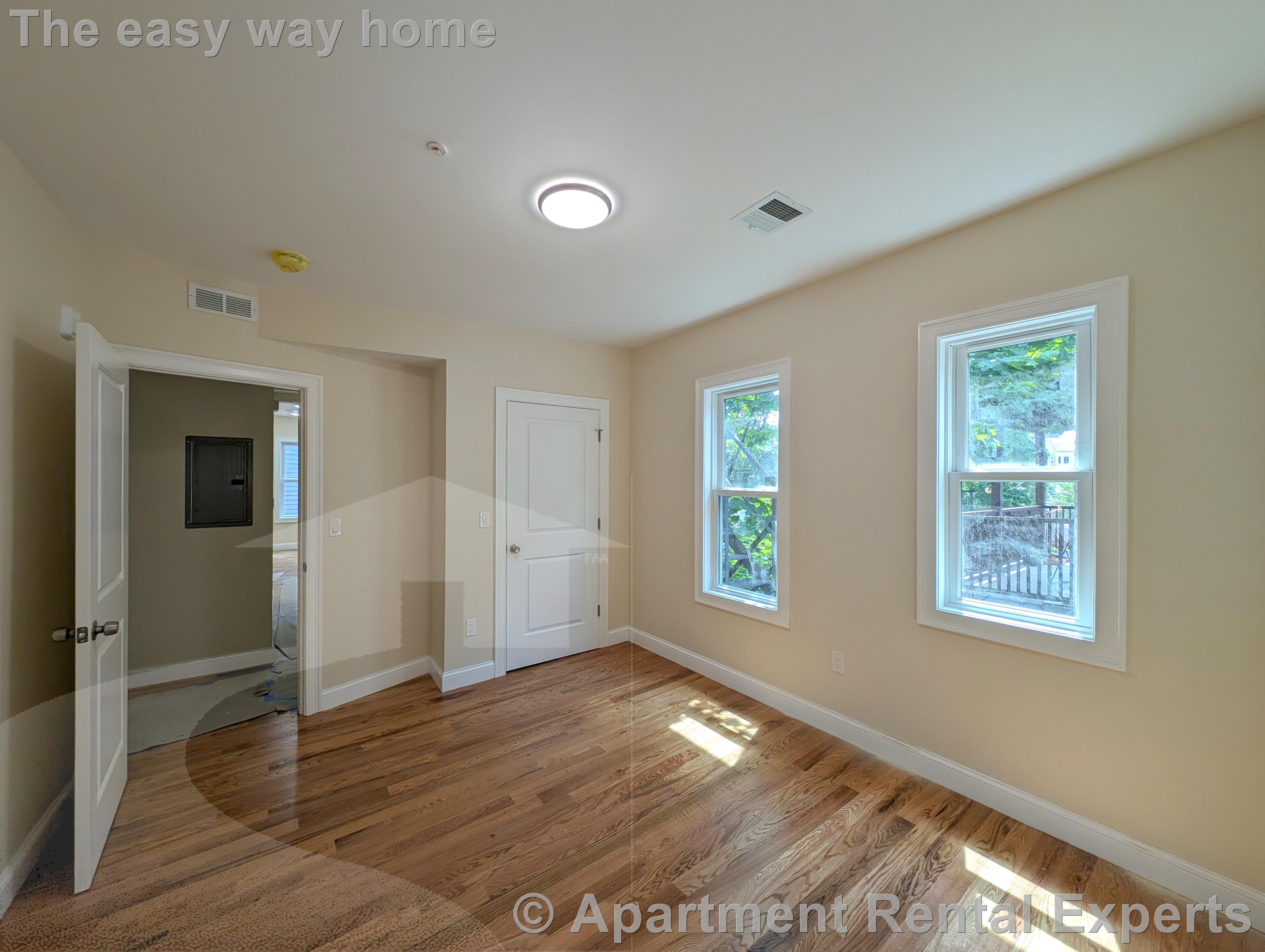 22 Holyoke Rd, Porter Square