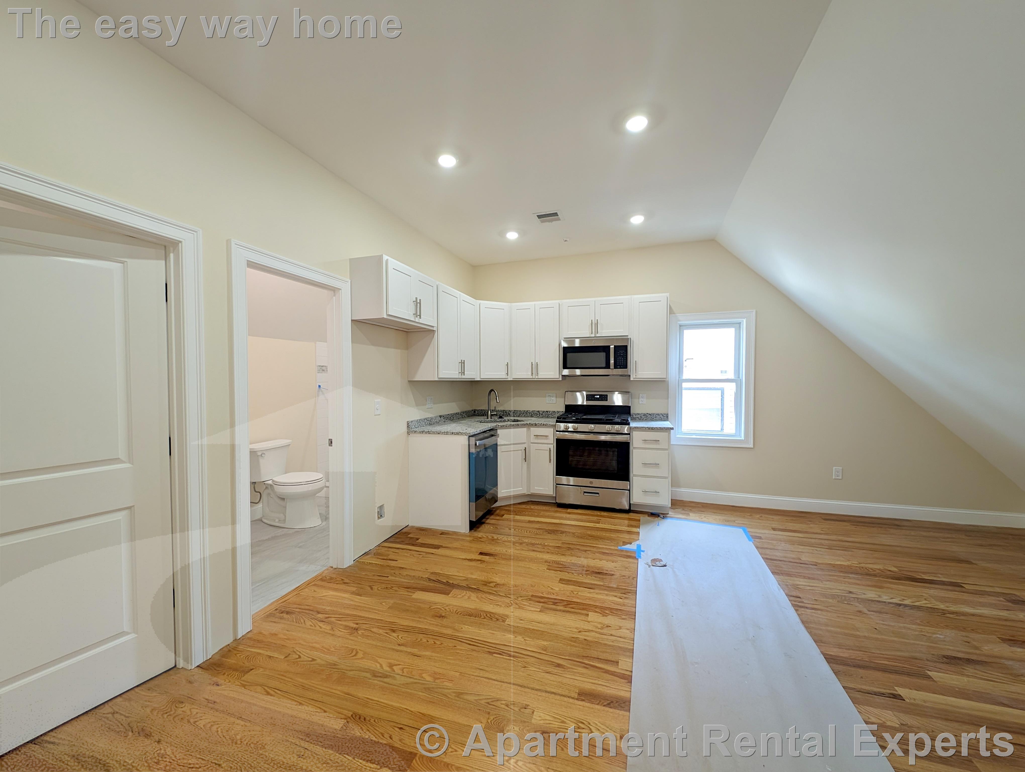 22 Holyoke Rd, Porter Square