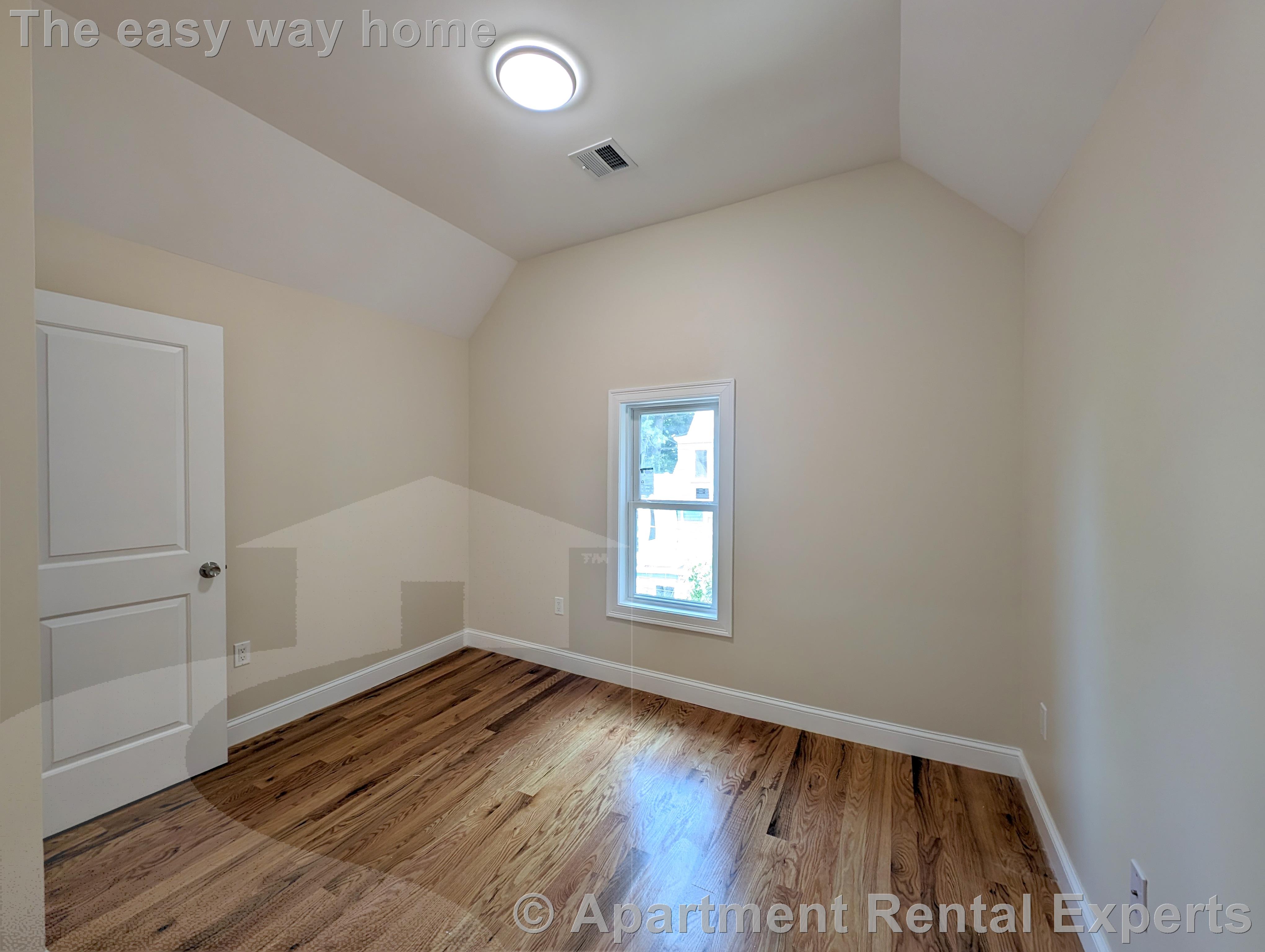 22 Holyoke Rd, Porter Square