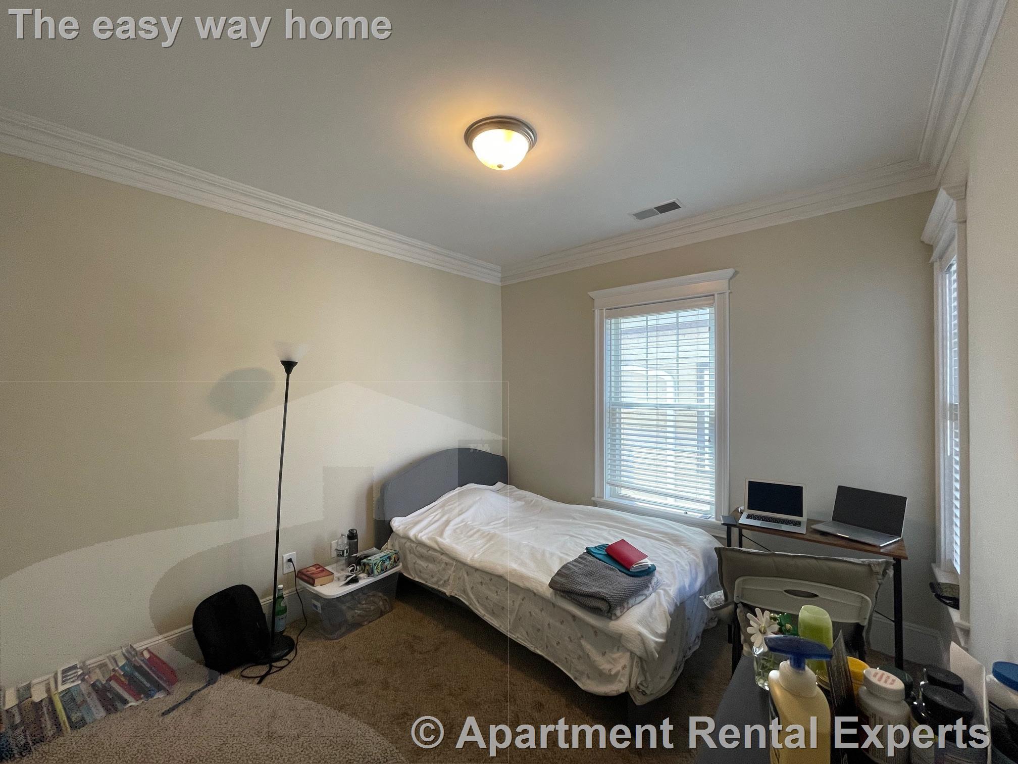 15 Hall Ave, Davis Square