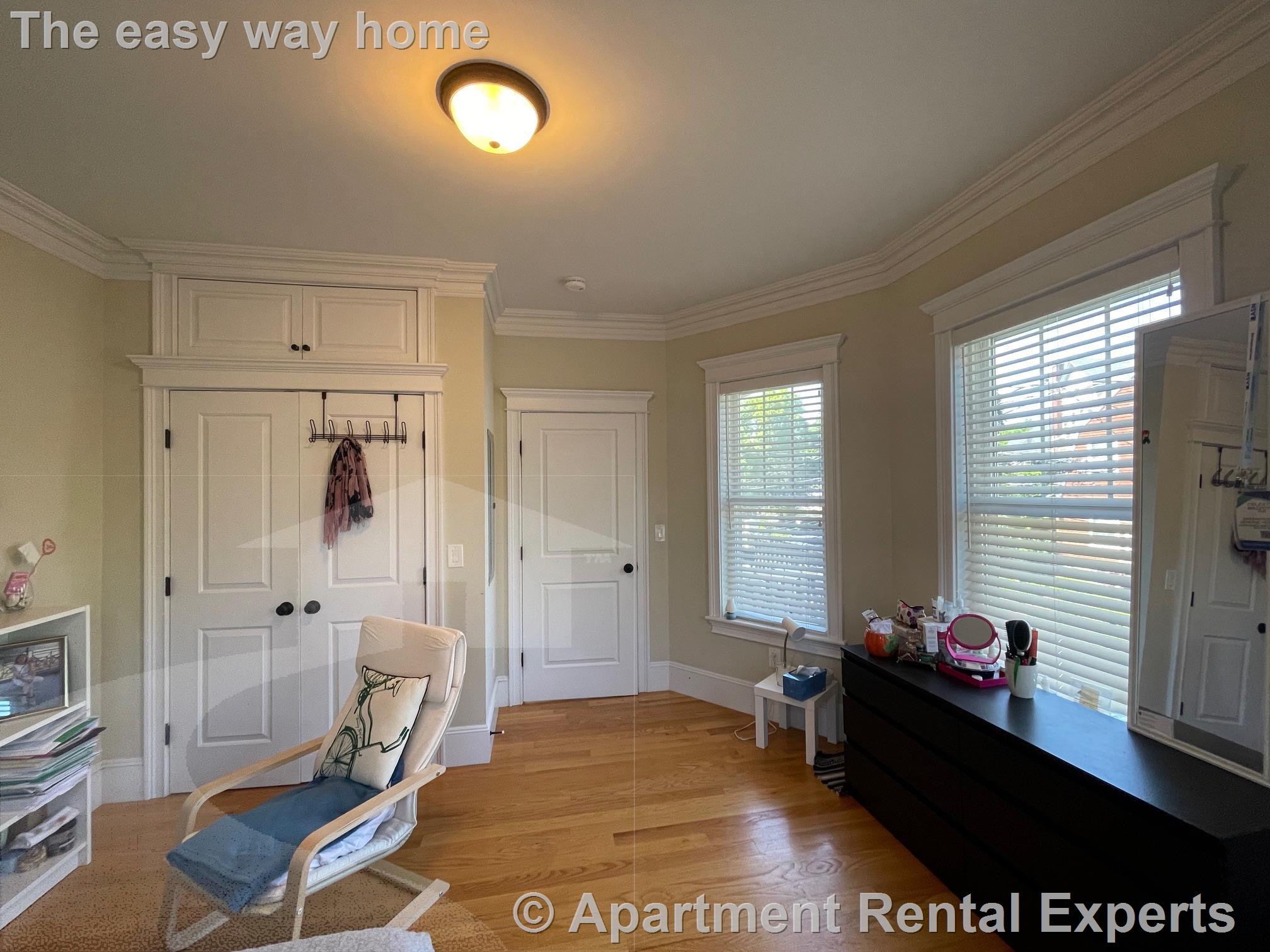 15 Hall Ave, Davis Square