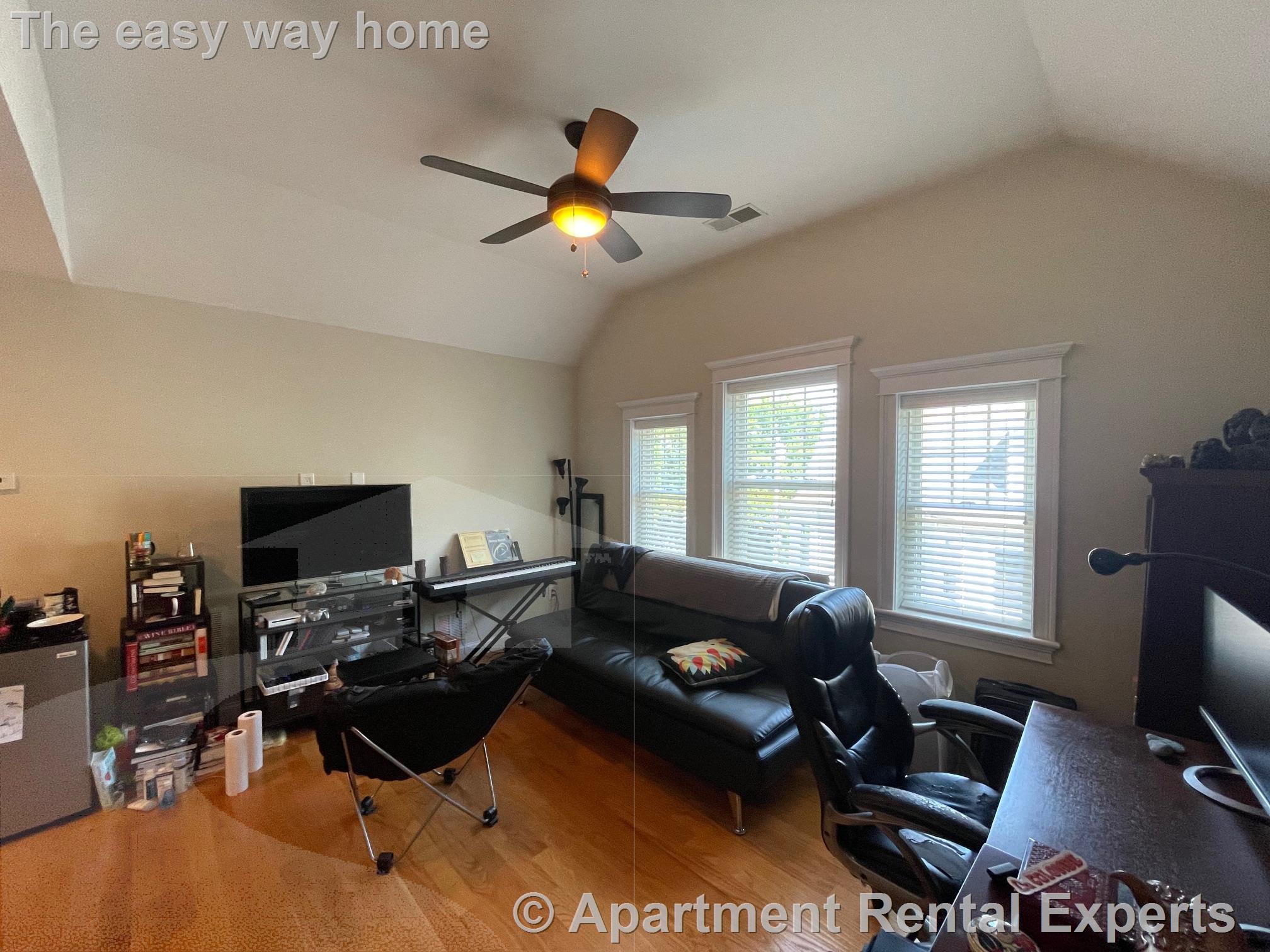 15 Hall Ave, Davis Square