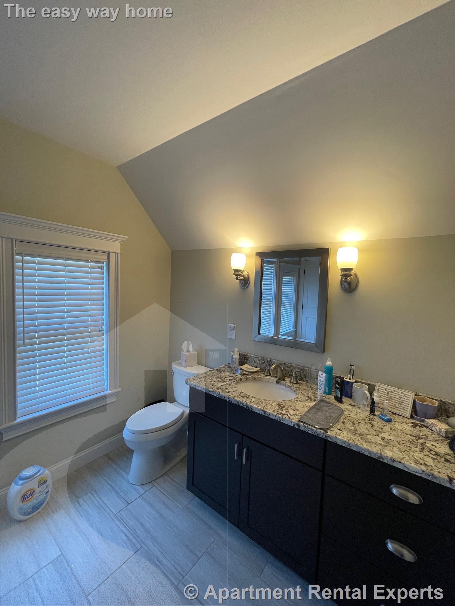 15 Hall Ave, Davis Square