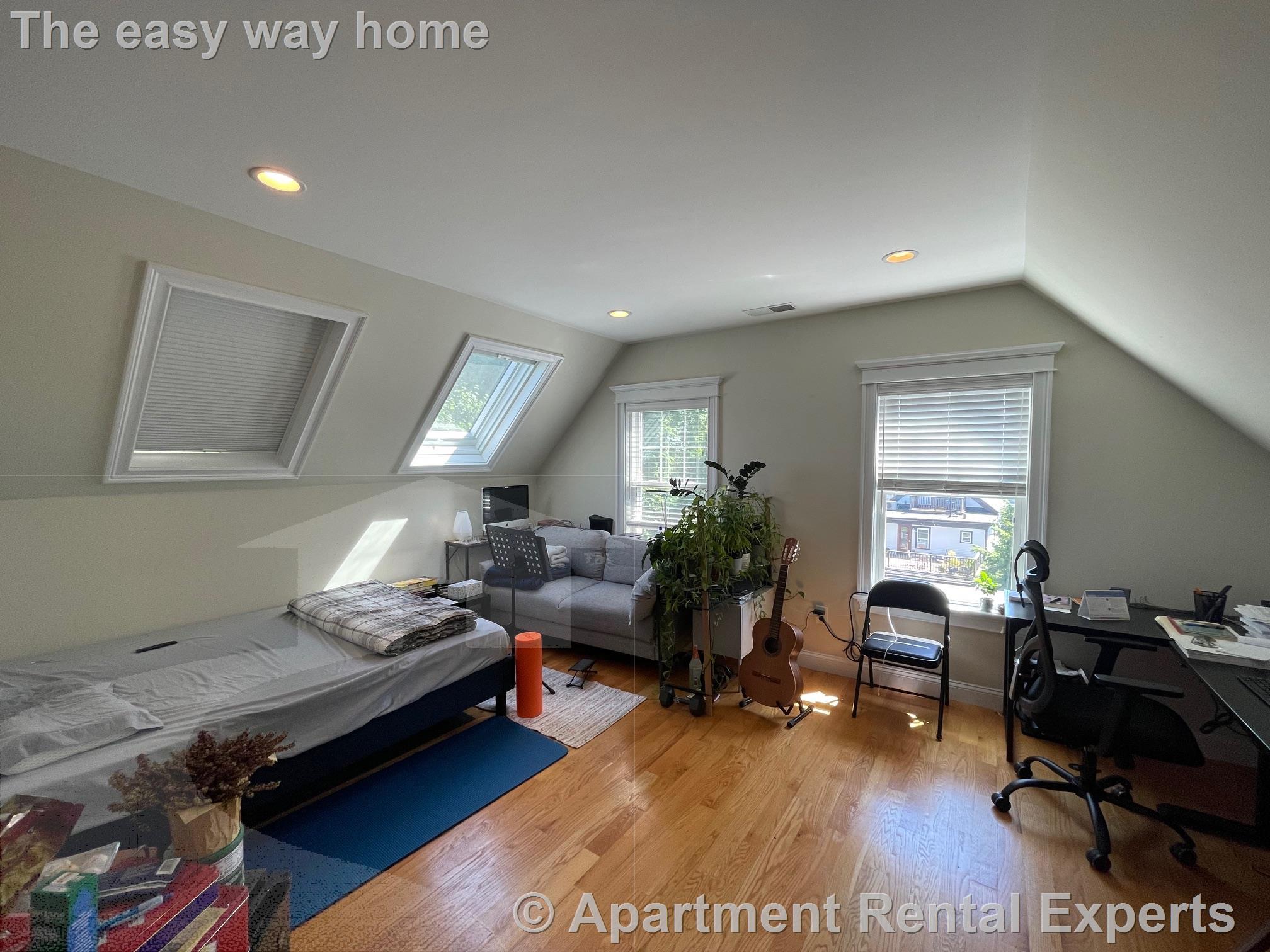 15 Hall Ave, Davis Square