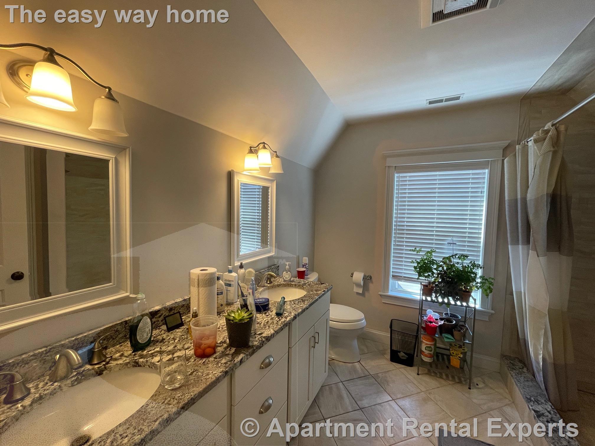 15 Hall Ave, Davis Square