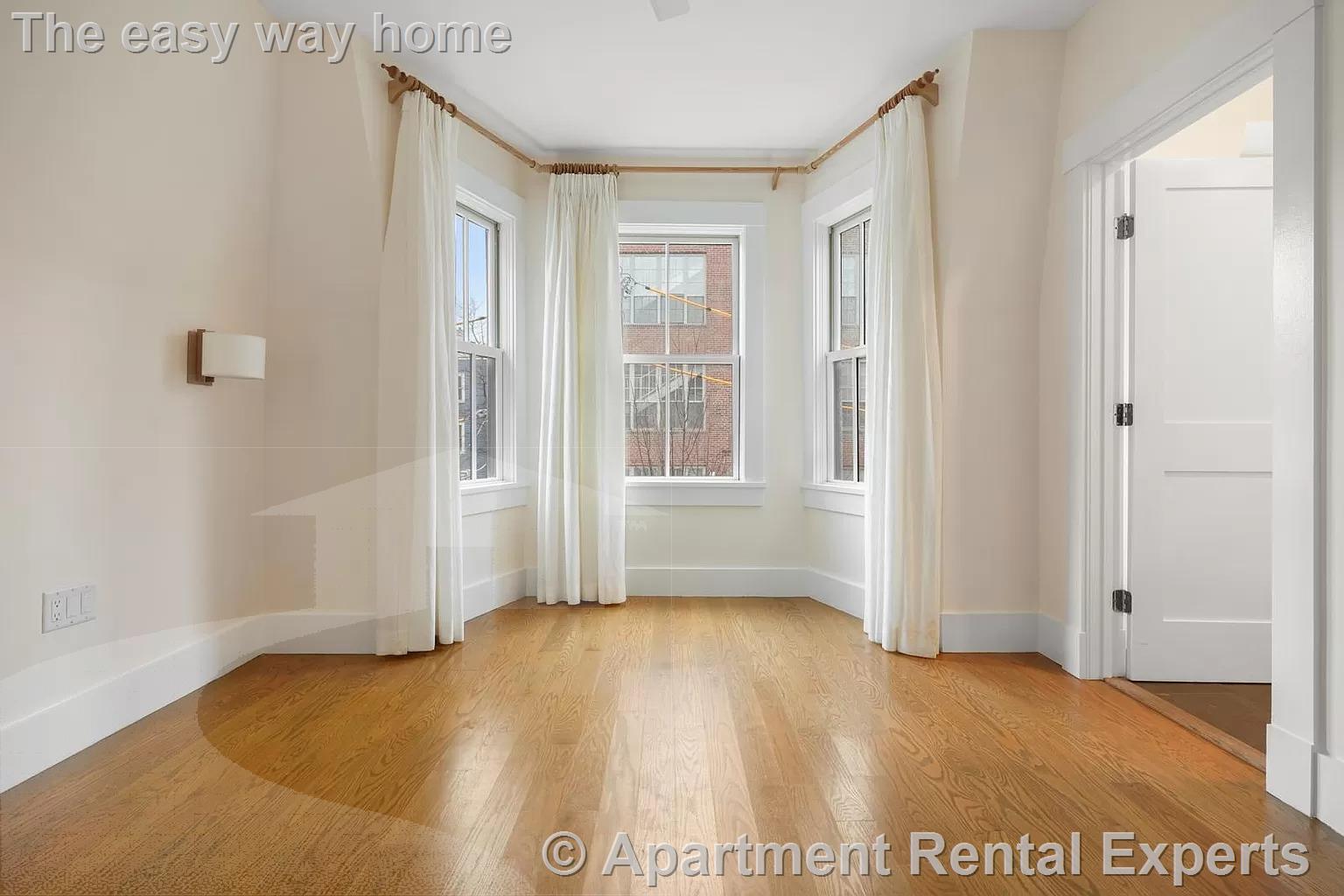 11 Boardman St, Central Square