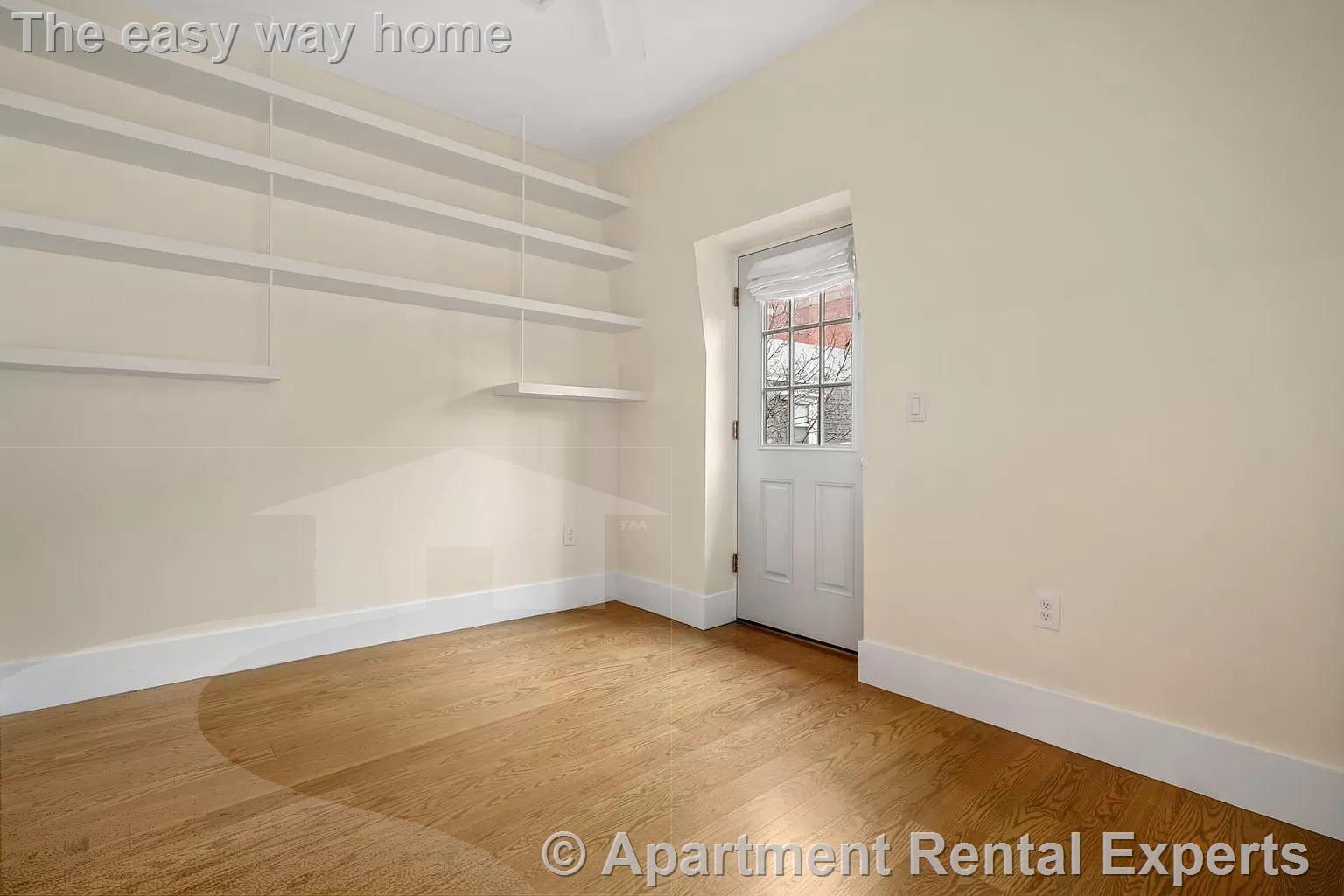 11 Boardman St, Central Square