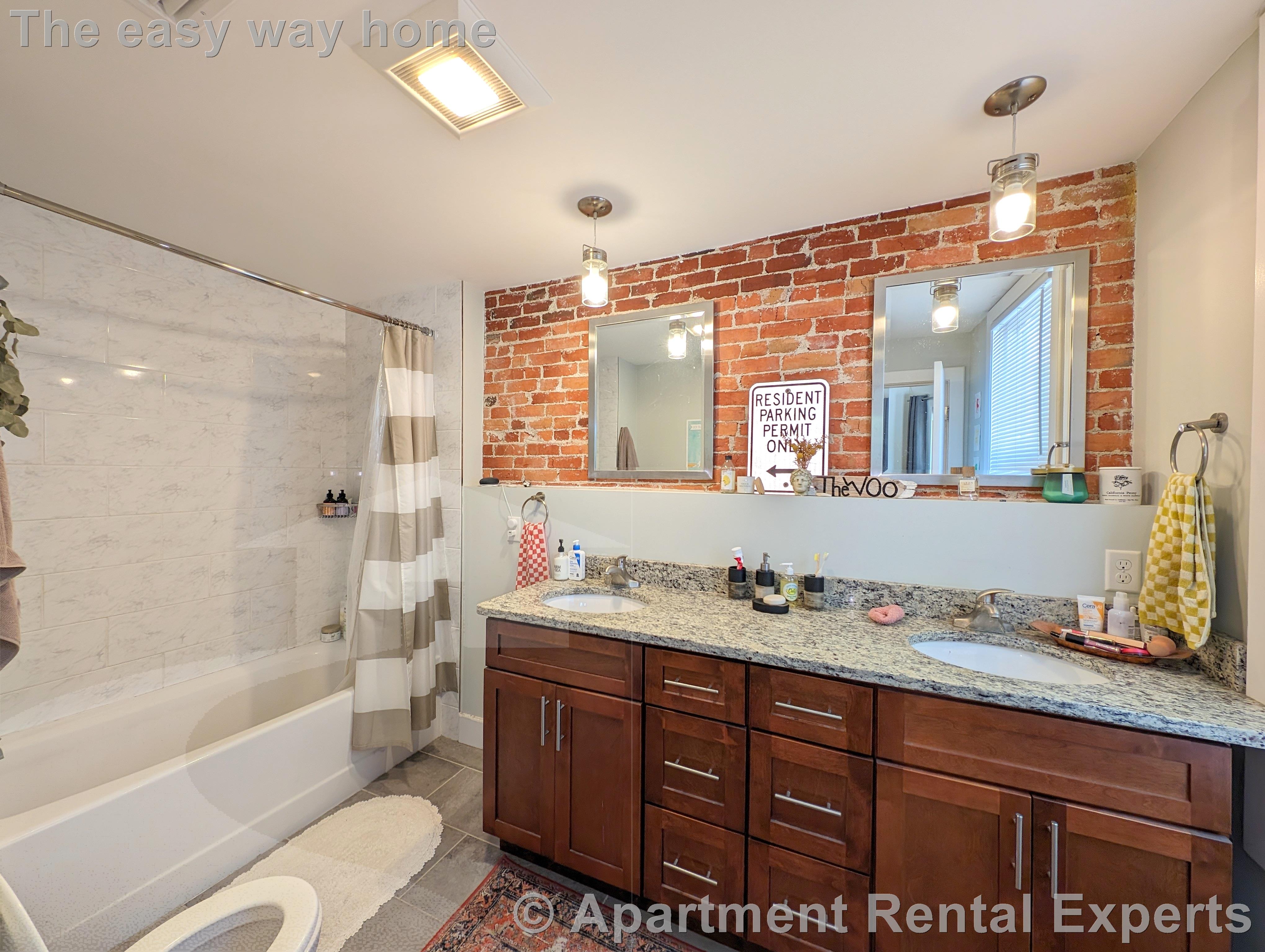 306 Western Ave, Central Square