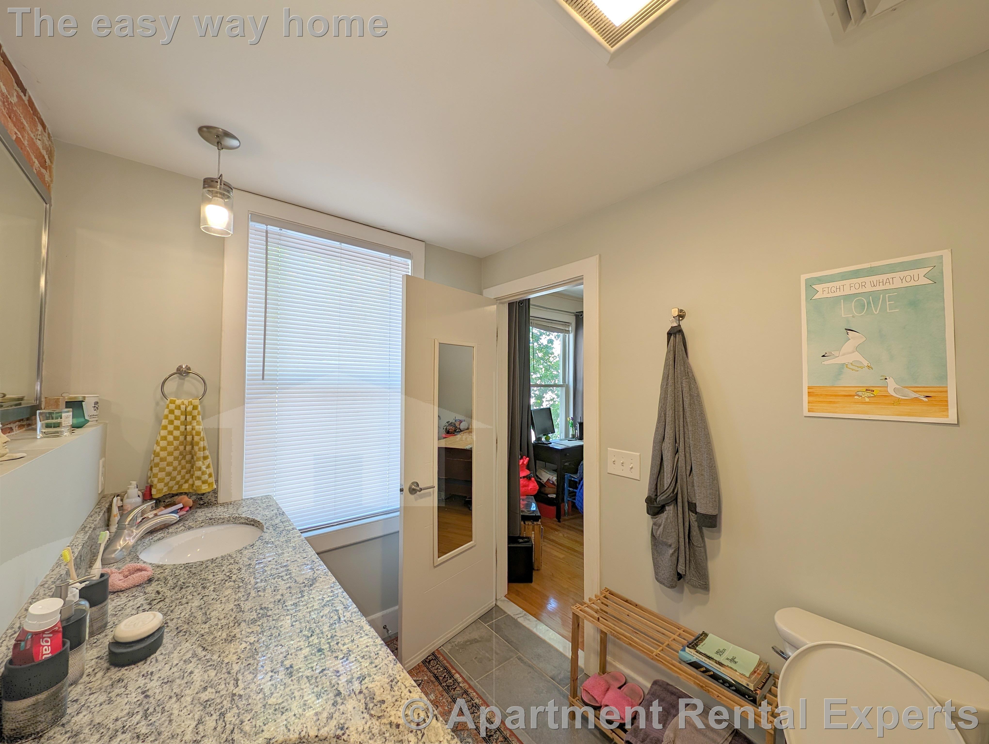 306 Western Ave, Central Square