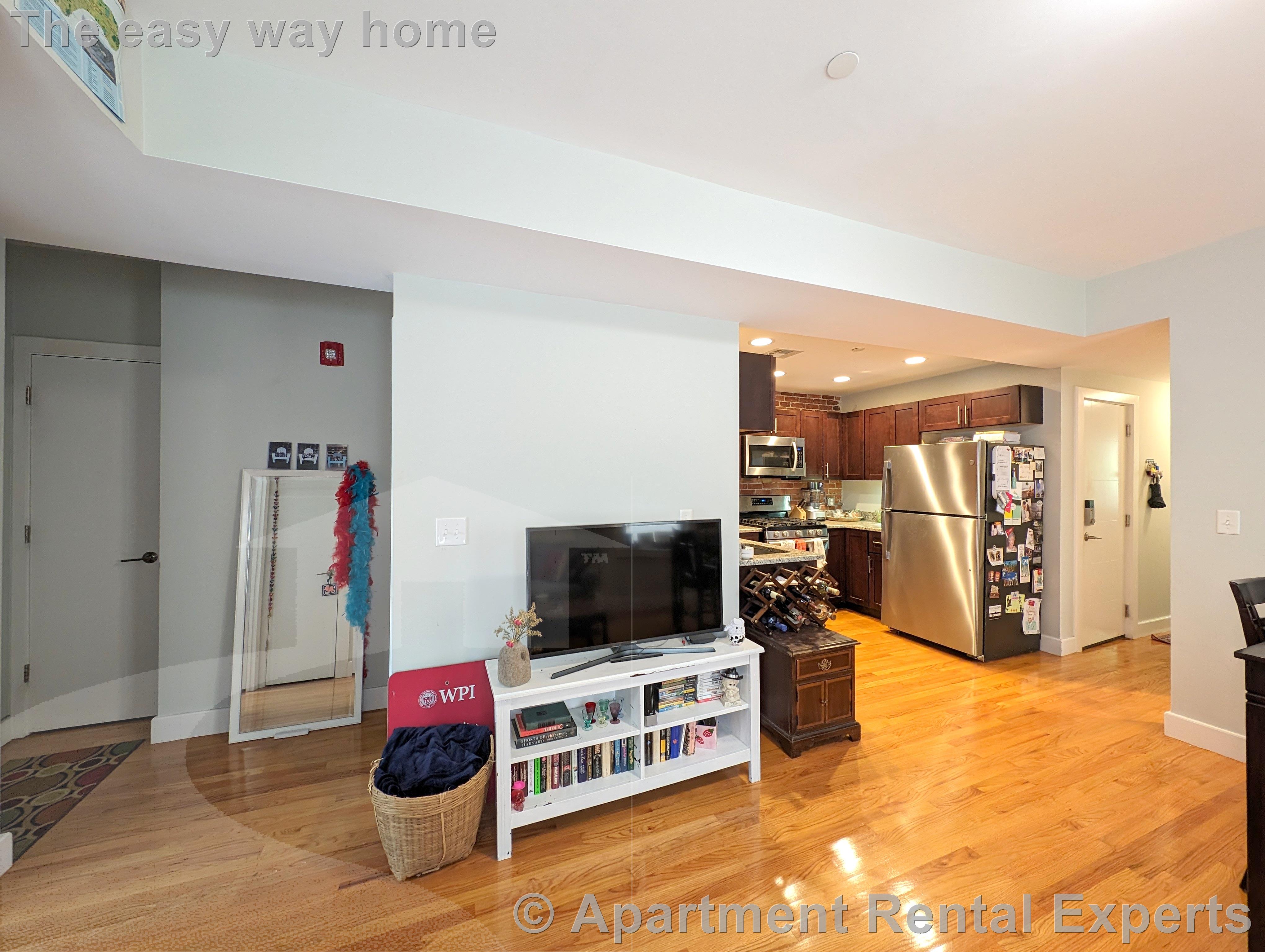 306 Western Ave, Central Square