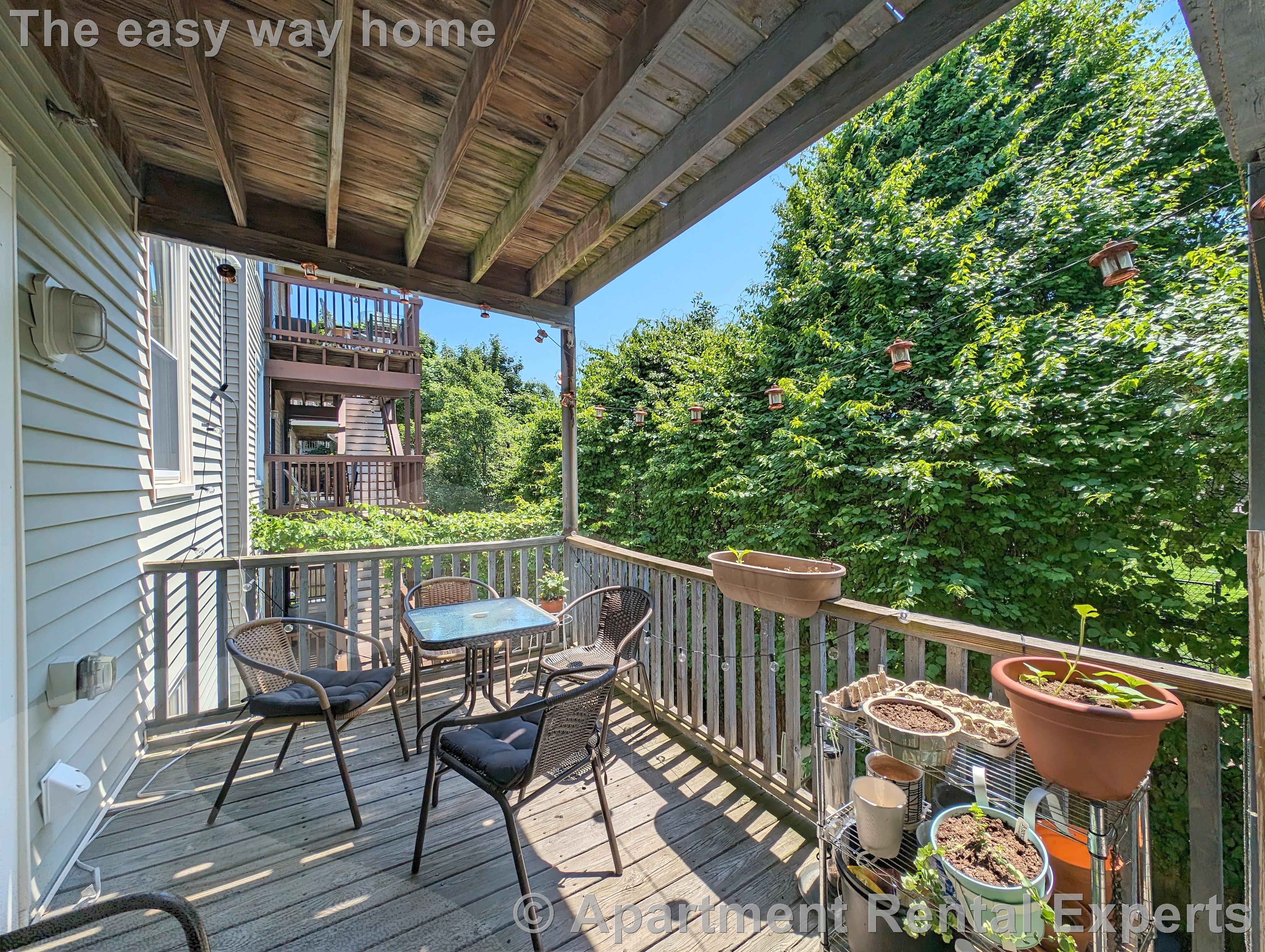 306 Western Ave, Central Square