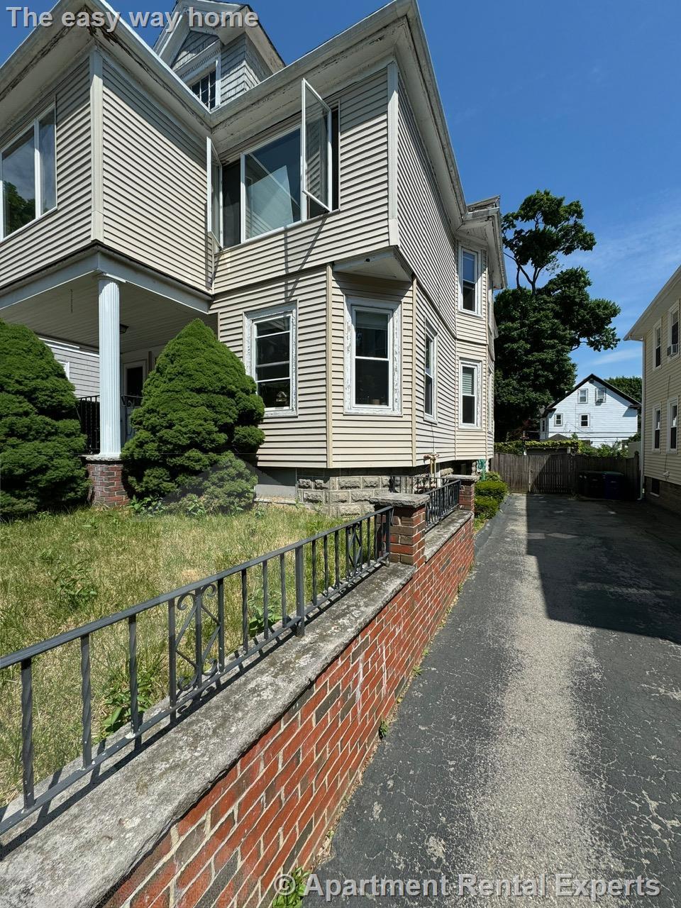 19 Mason St, Teele Square