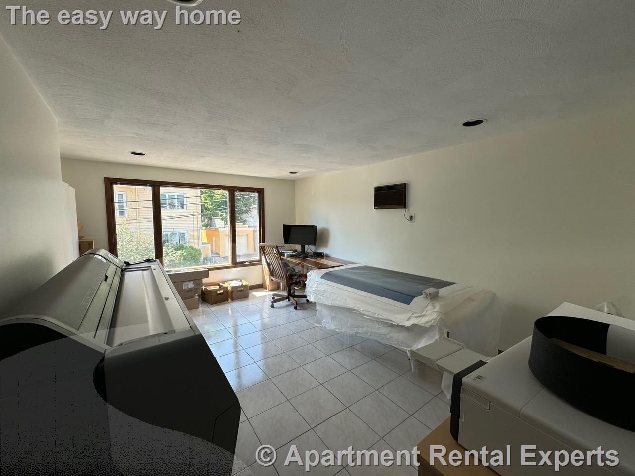 19 Mason St, Teele Square