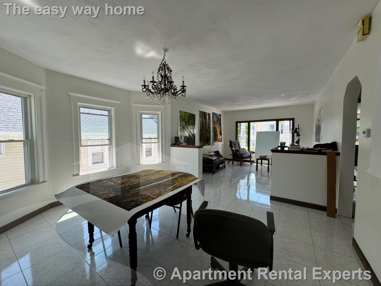 19 Mason St, Teele Square