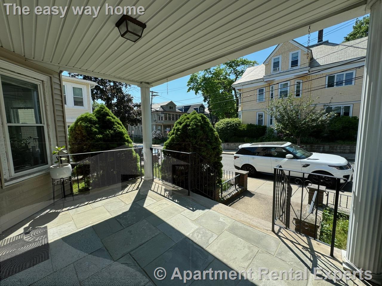 19 Mason St, Teele Square