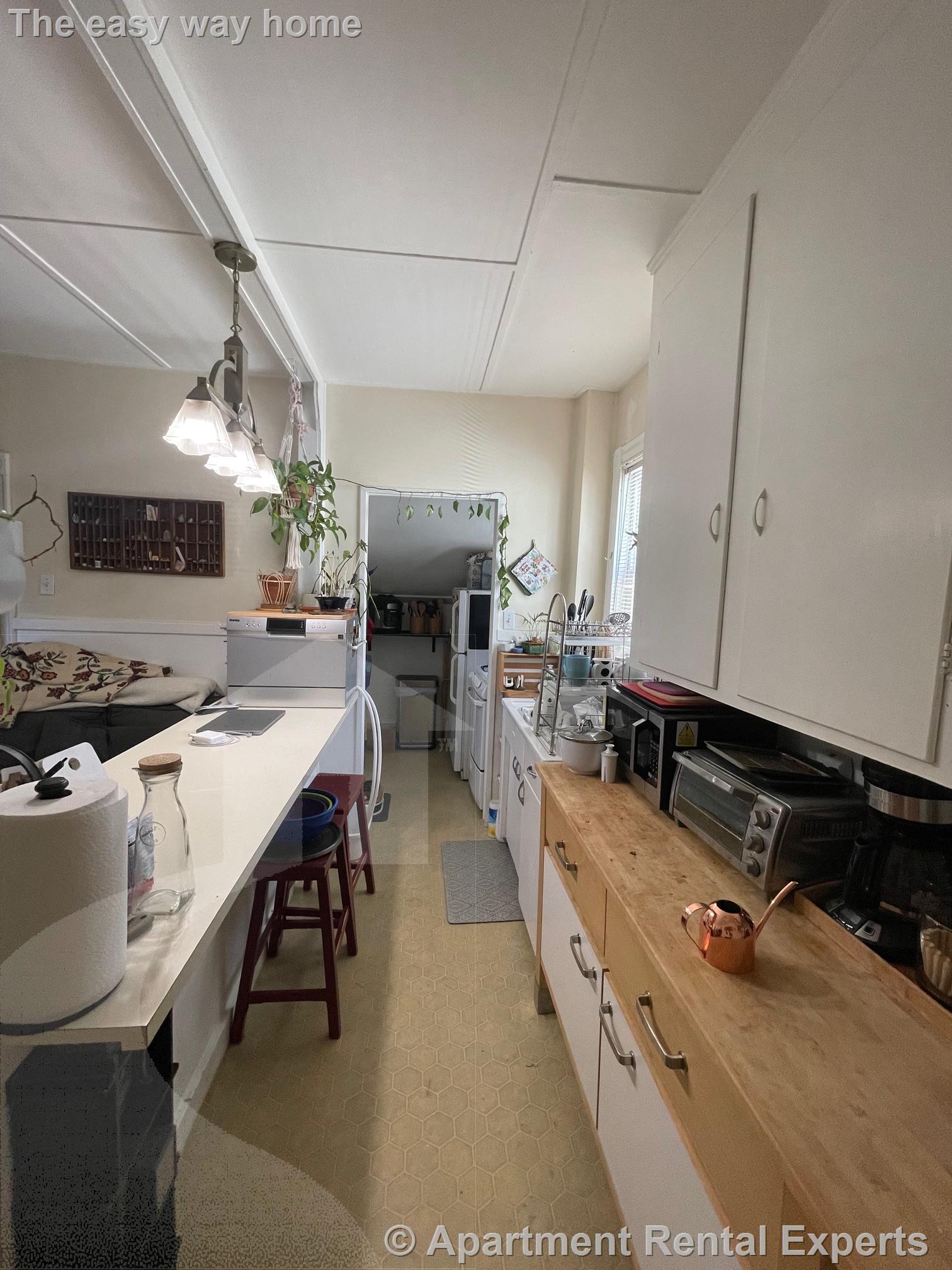 73A Dover St, Davis Square