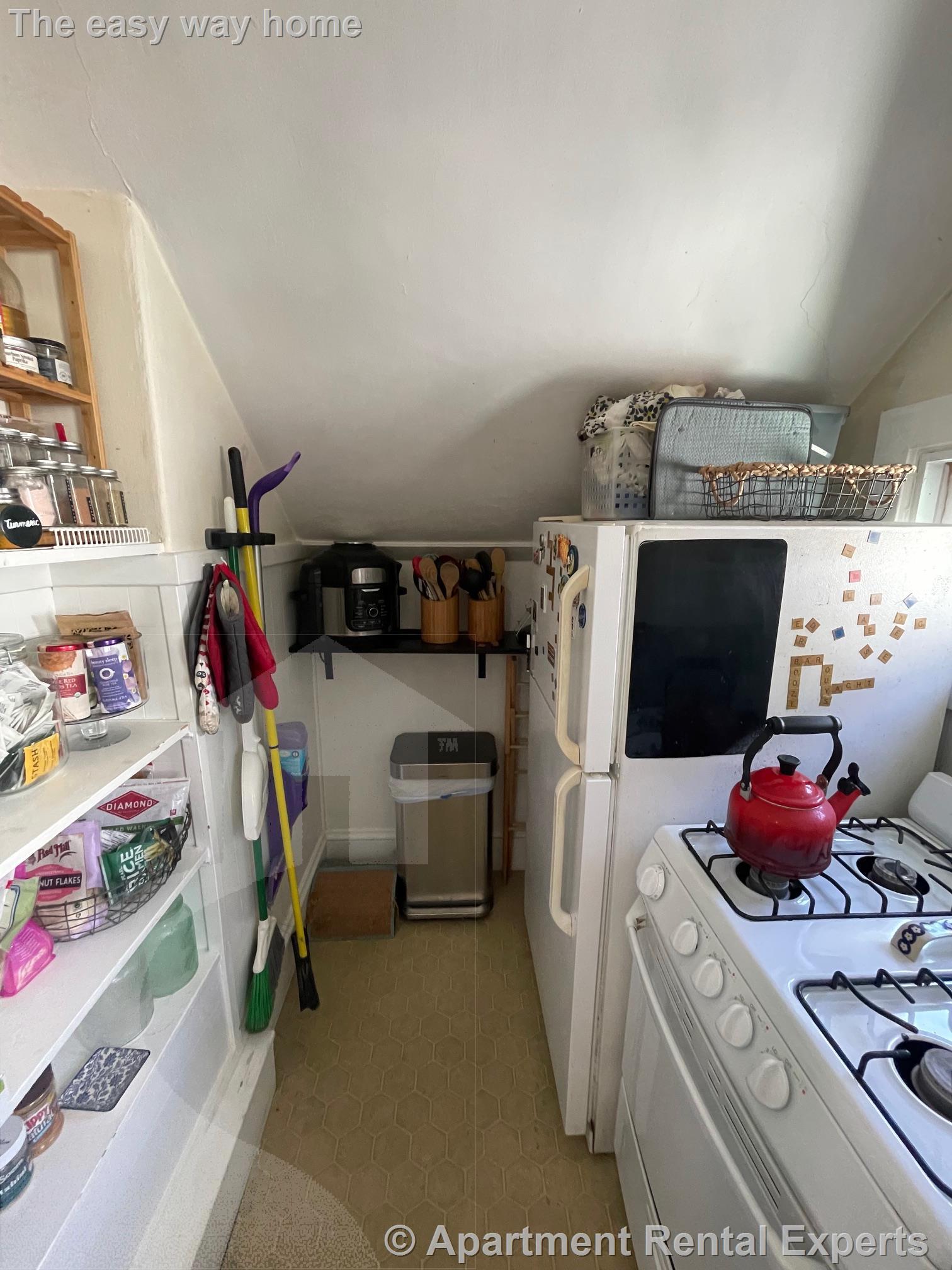 73A Dover St, Davis Square