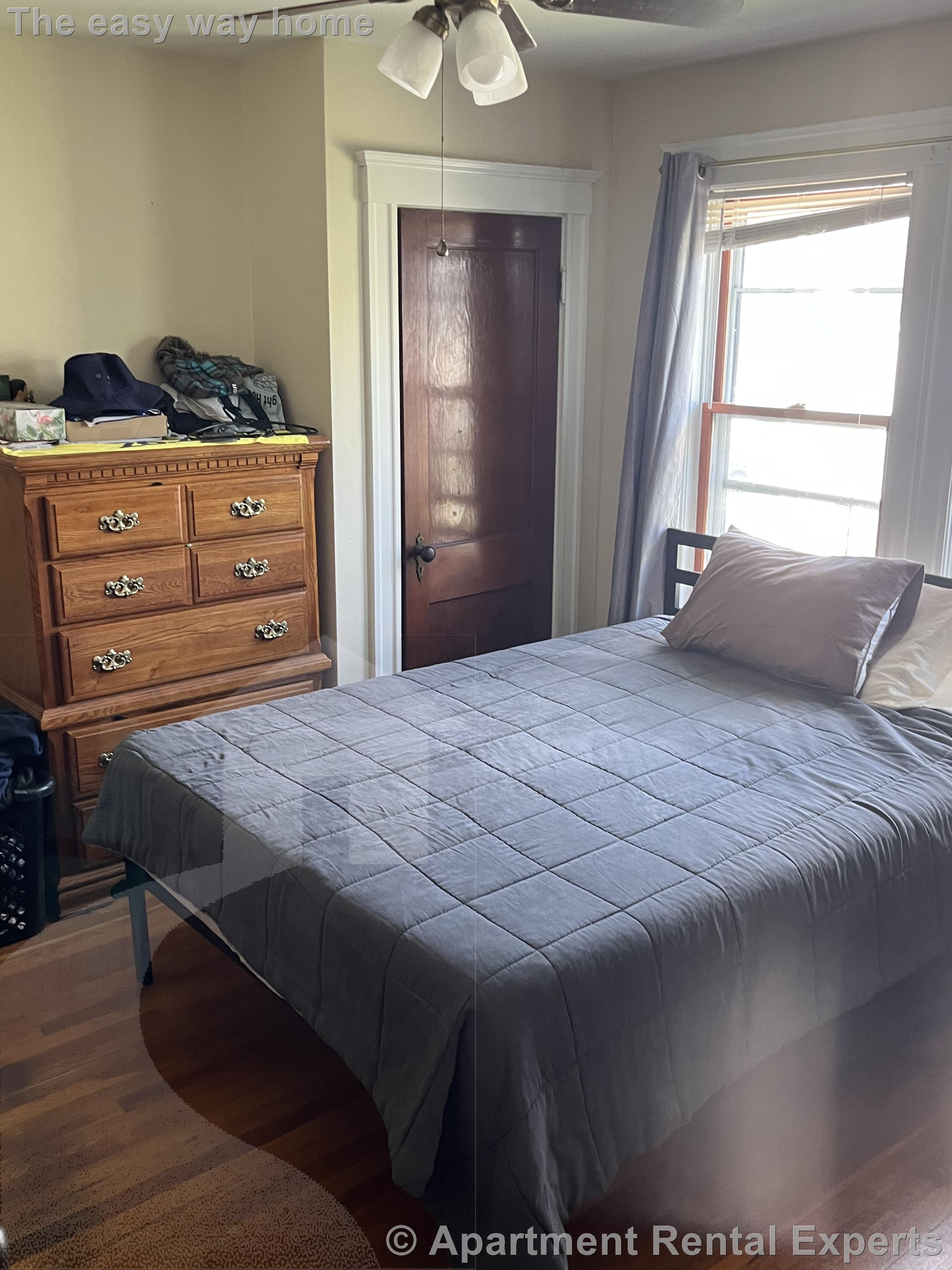 12 Murray Hill Rd, North Cambridge