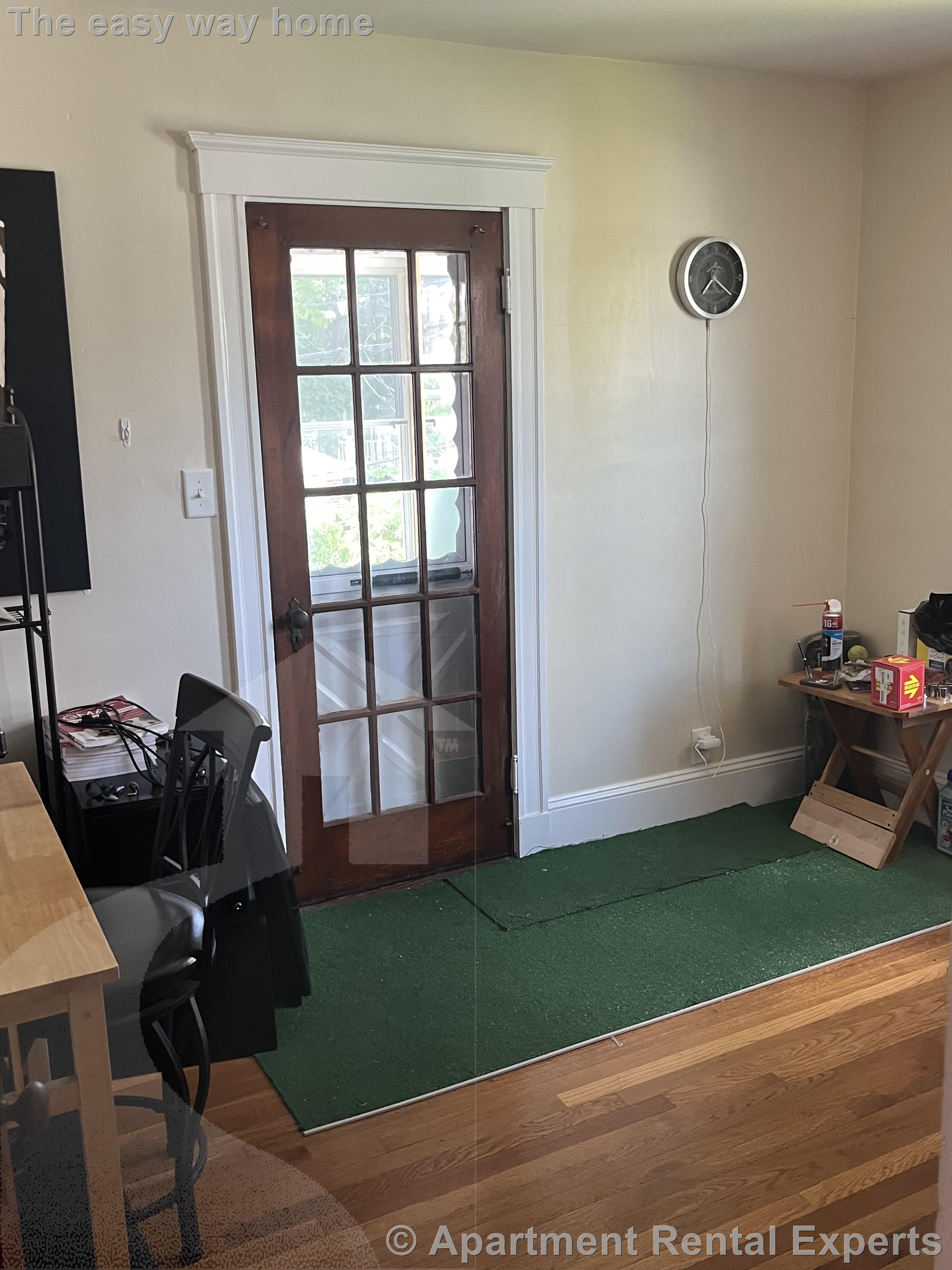 12 Murray Hill Rd, North Cambridge