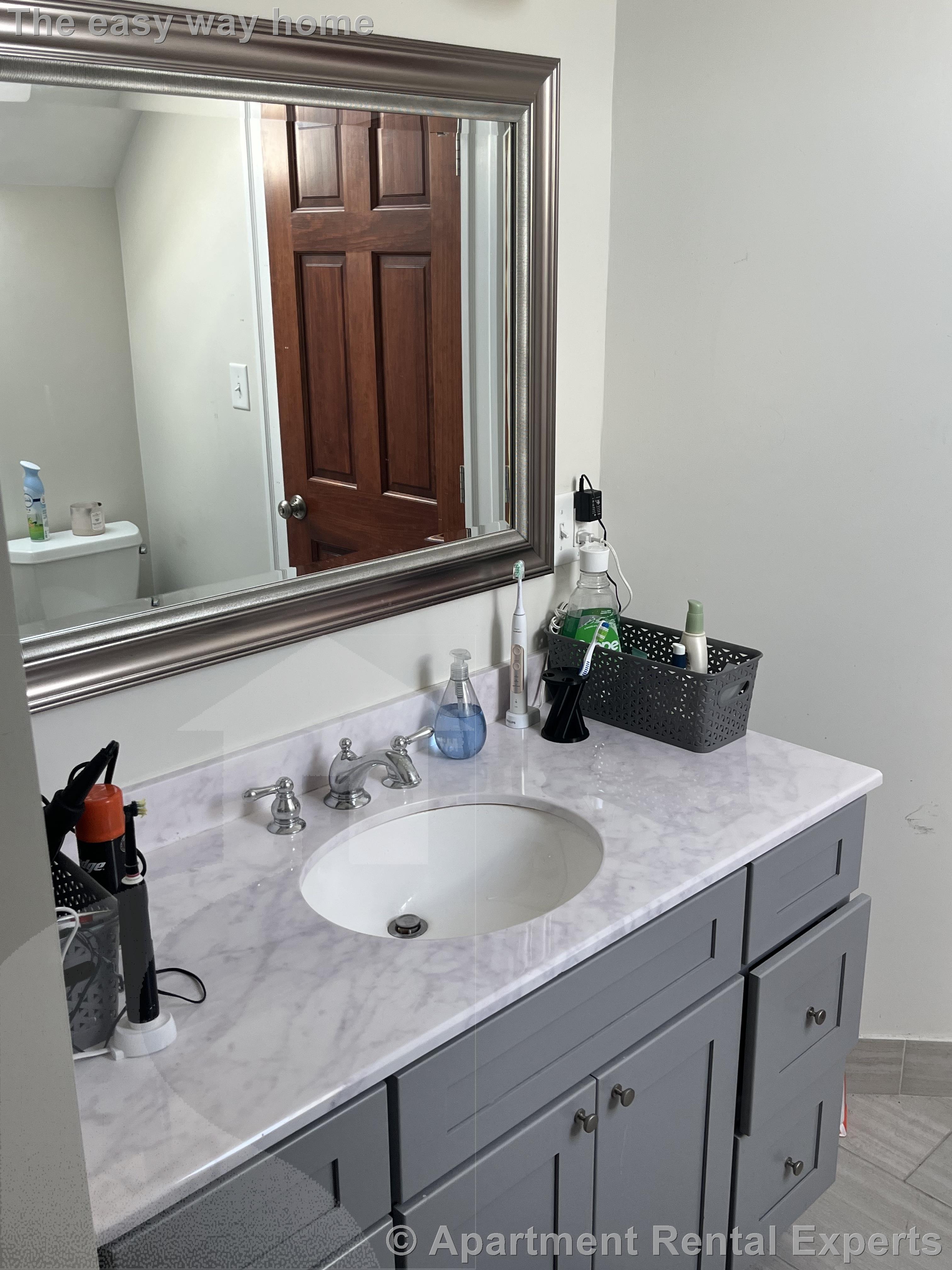 12 Murray Hill Rd, North Cambridge