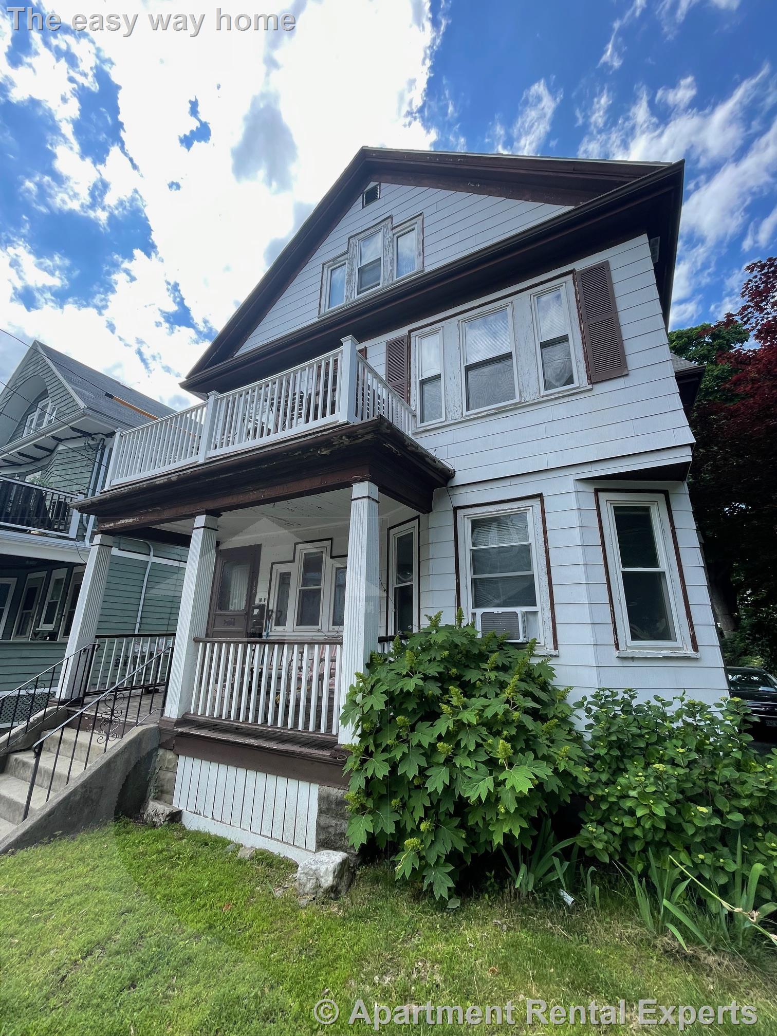 12 Burnham St, Davis Square