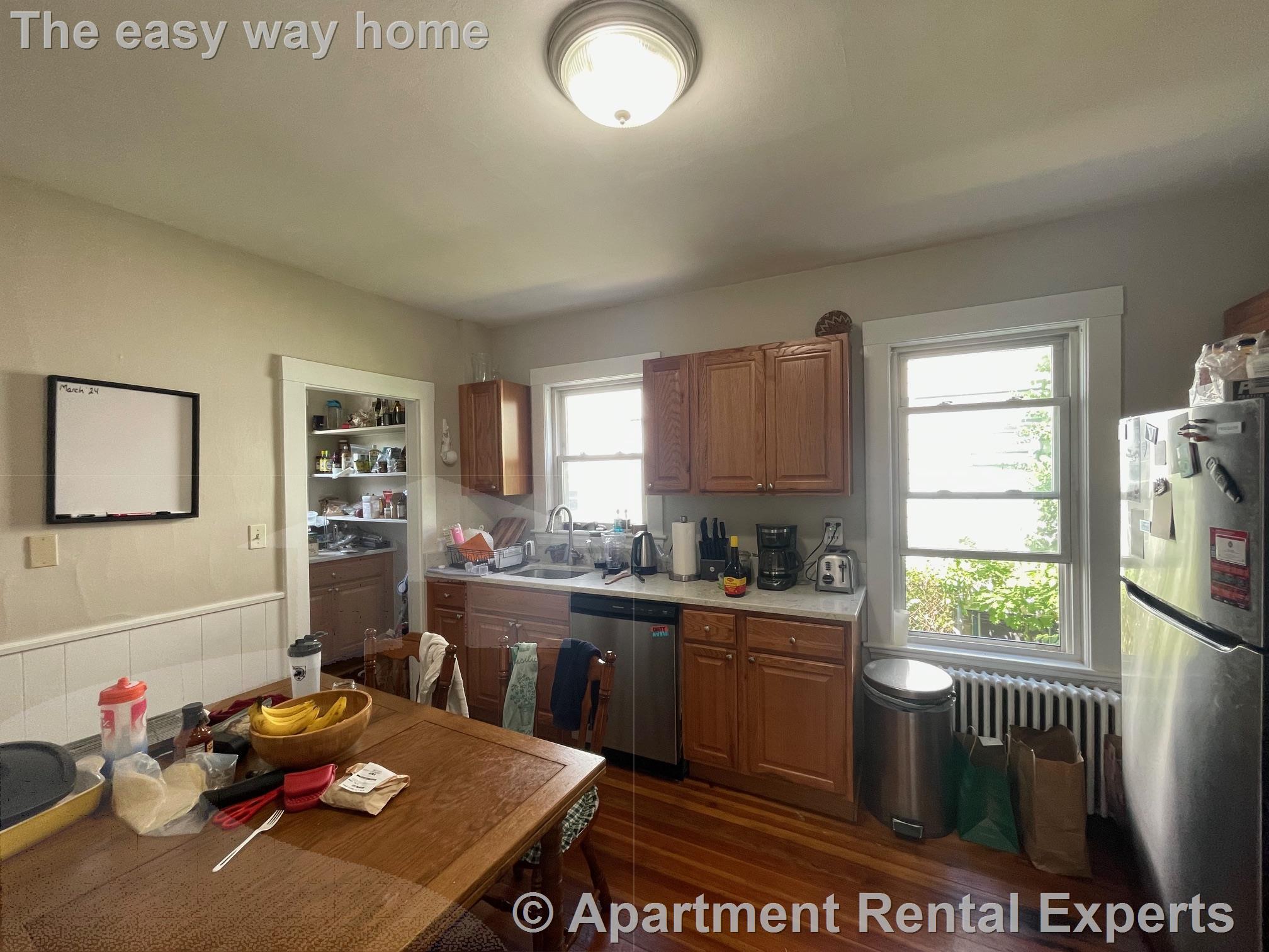 12 Burnham St, Davis Square