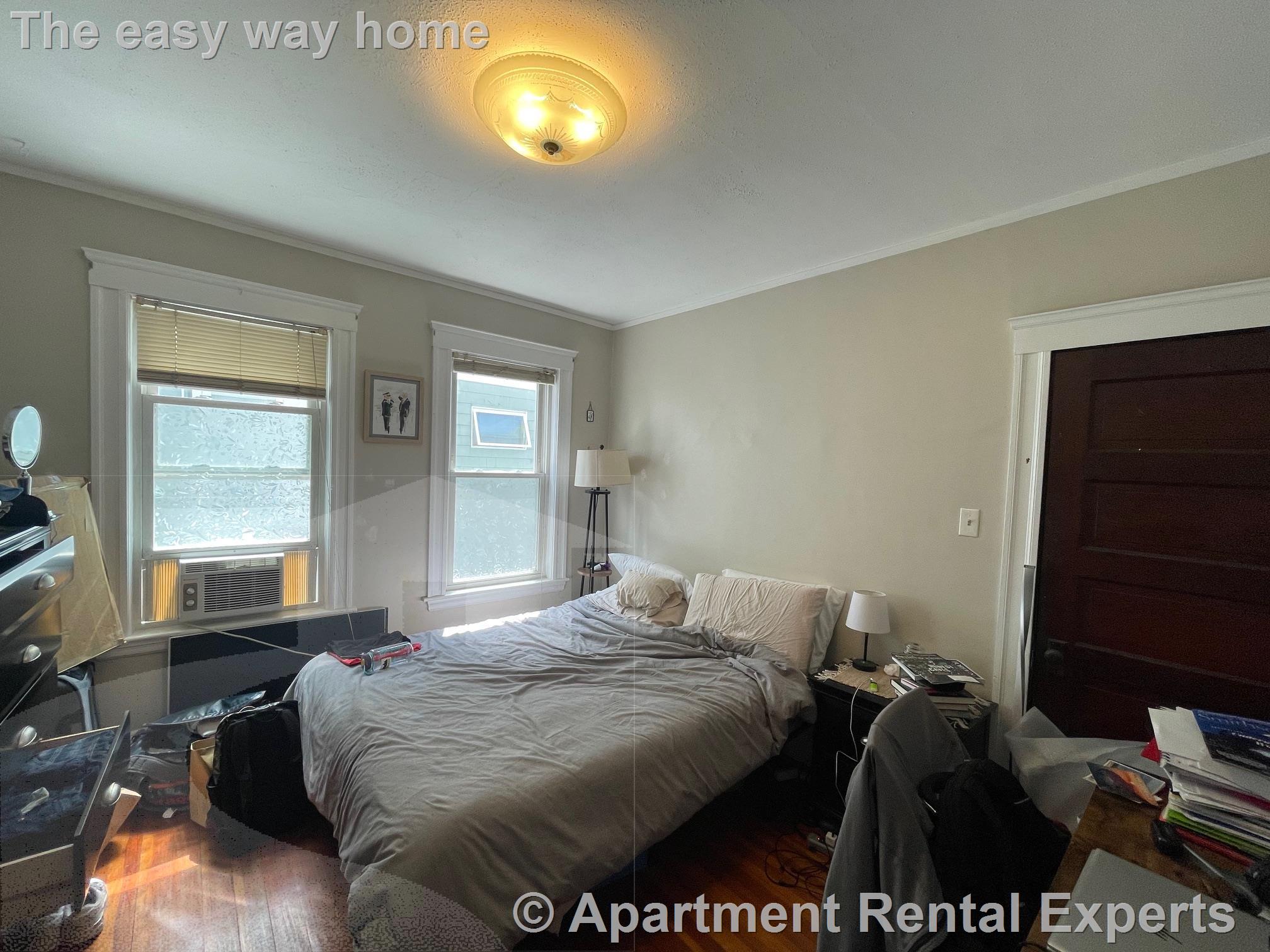 12 Burnham St, Davis Square